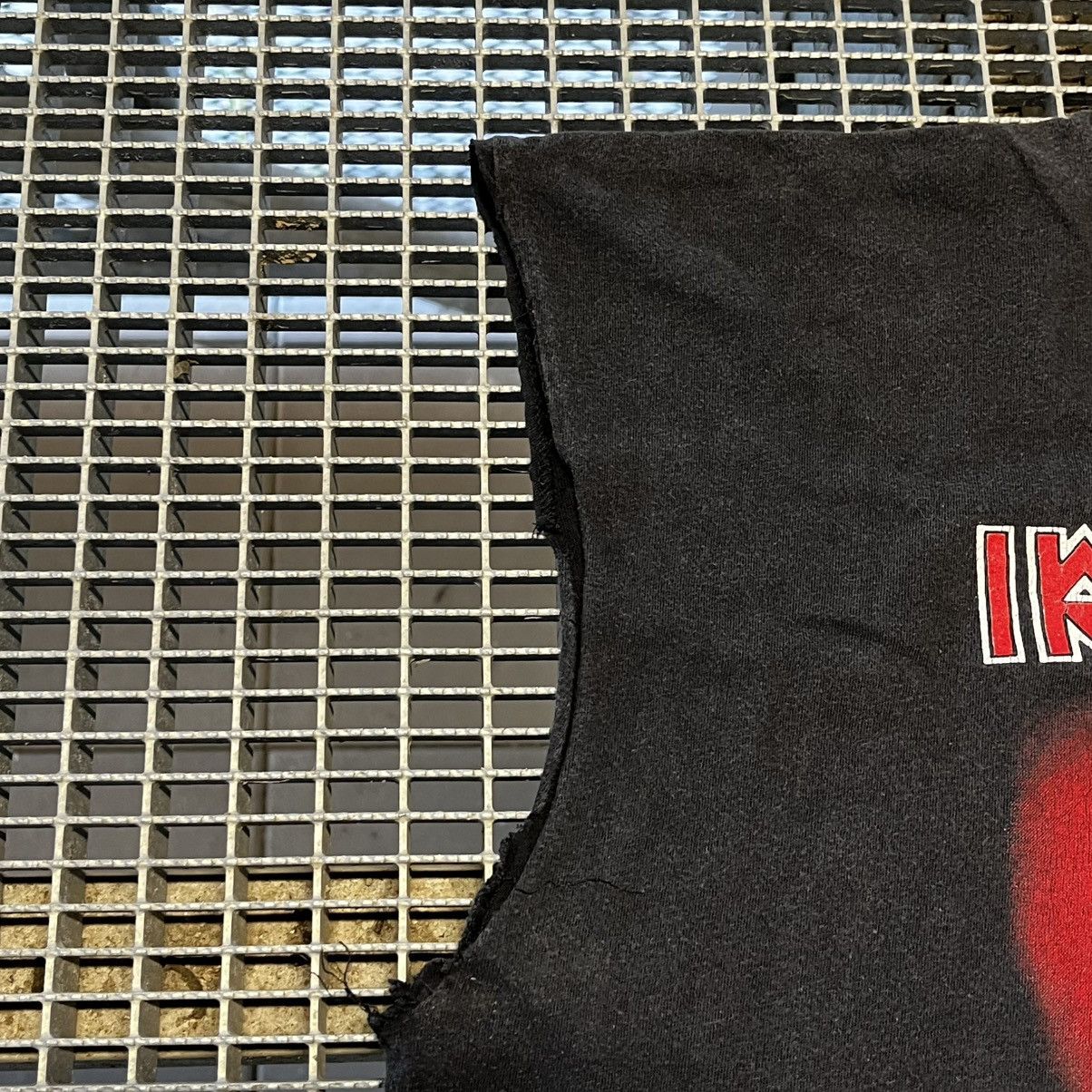 Iron Maiden 1993 Iron Maiden Vintage Sleeveless Tank Top T-shirt Rare Size US XL / EU 56 / 4 - 13 Thumbnail
