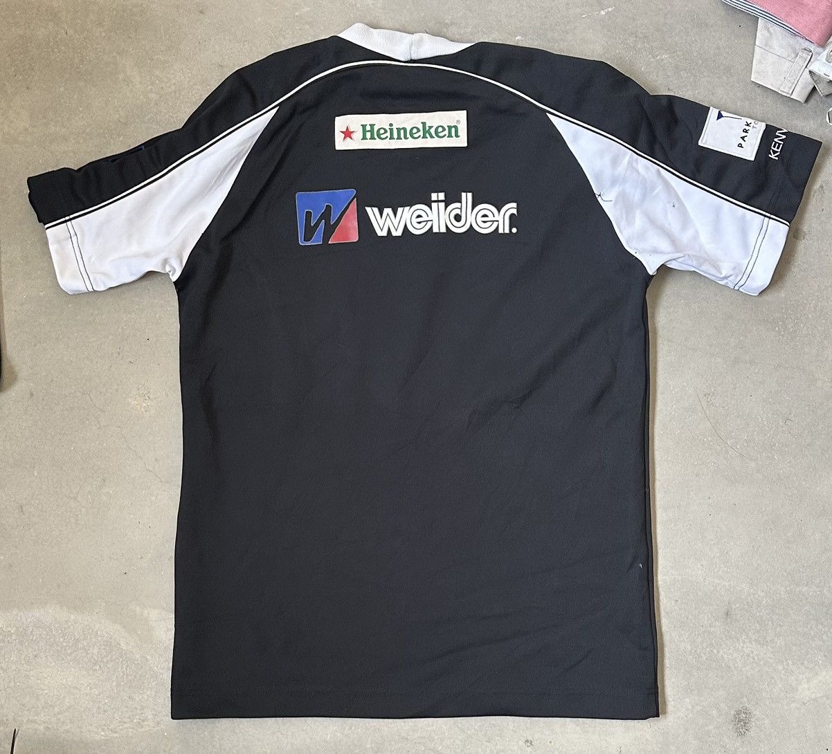 Vintage VINTAGE CARISBROOK RUGBY SBRC JERSEY Size US M / EU 48-50 / 2 - 9 Thumbnail