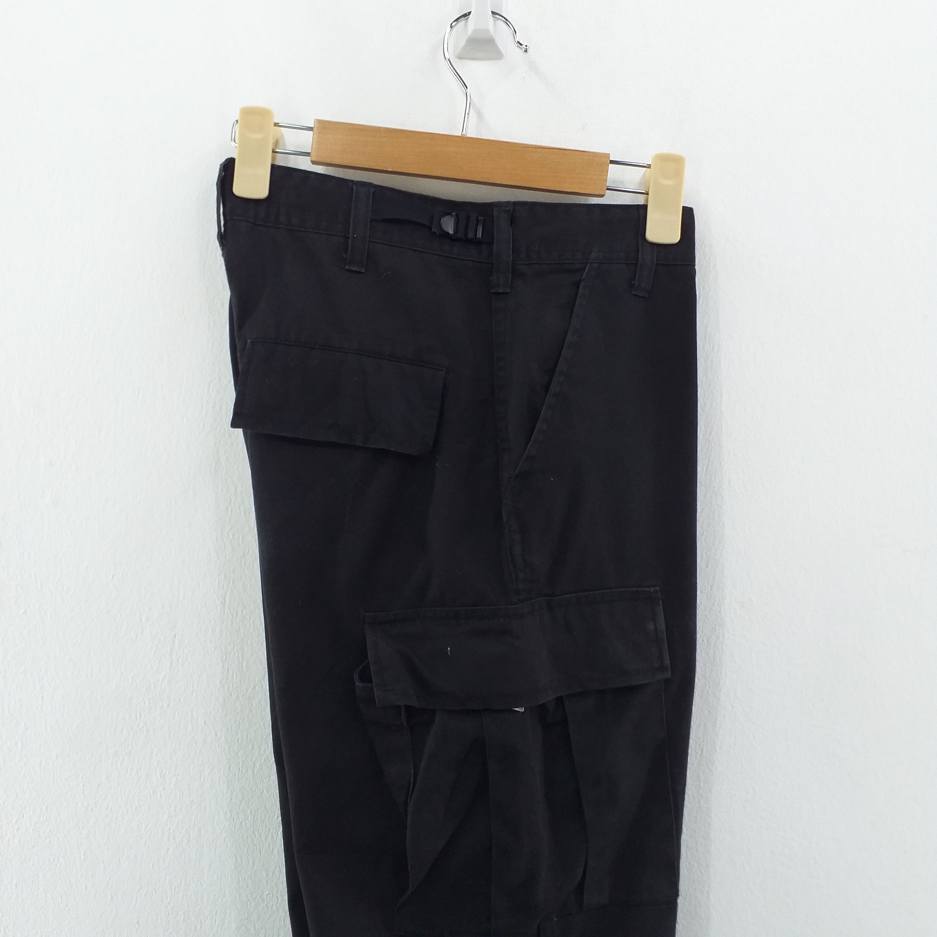 Japanese Brand Black Cargo Multi Pocket Pants -CP052 Size US 31 - 8 Thumbnail