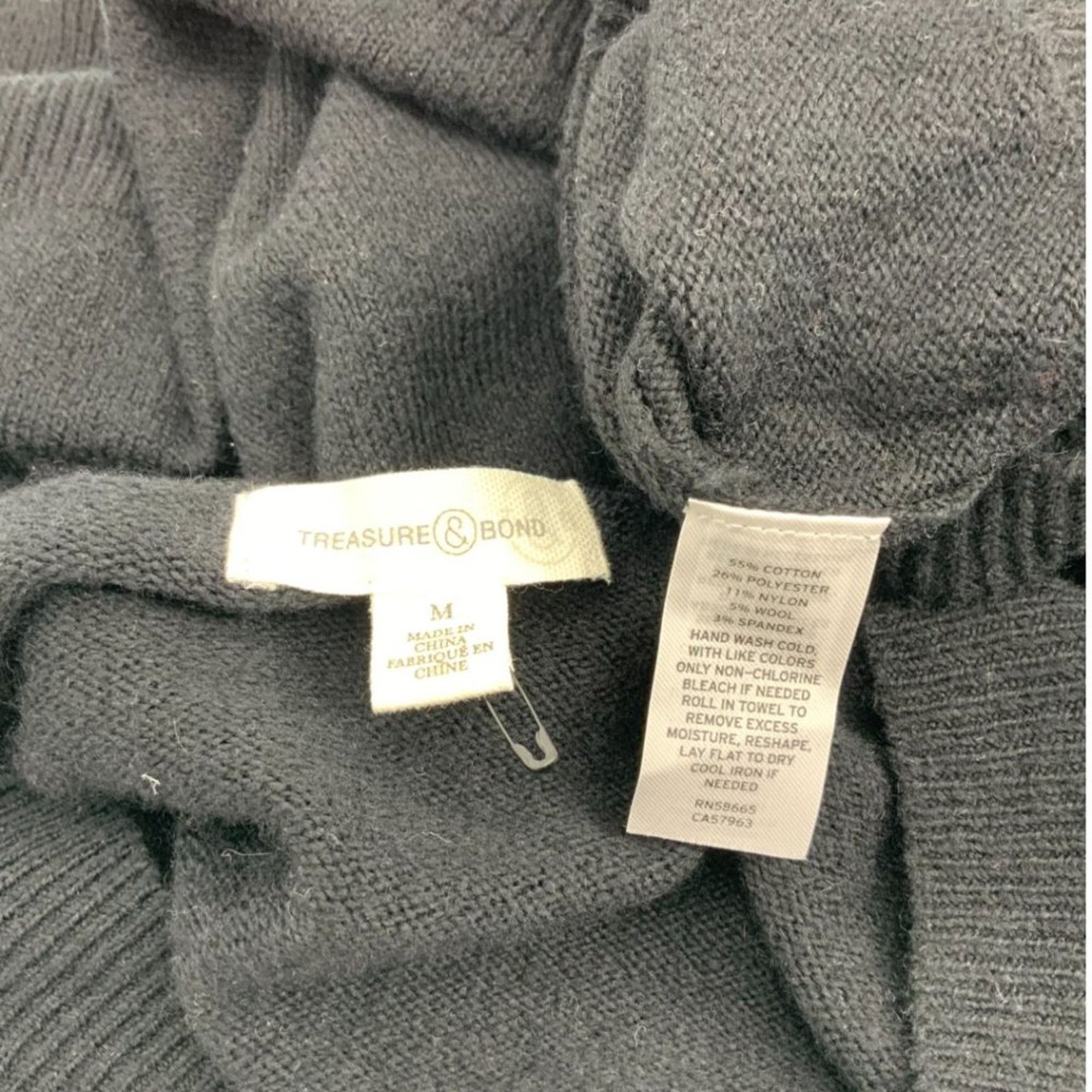 Treasure & Bond Treasure & Bond Black Oversized V Neck Sweater Medium NWOT Size M / US 6-8 / IT 42-44 - 3 Thumbnail
