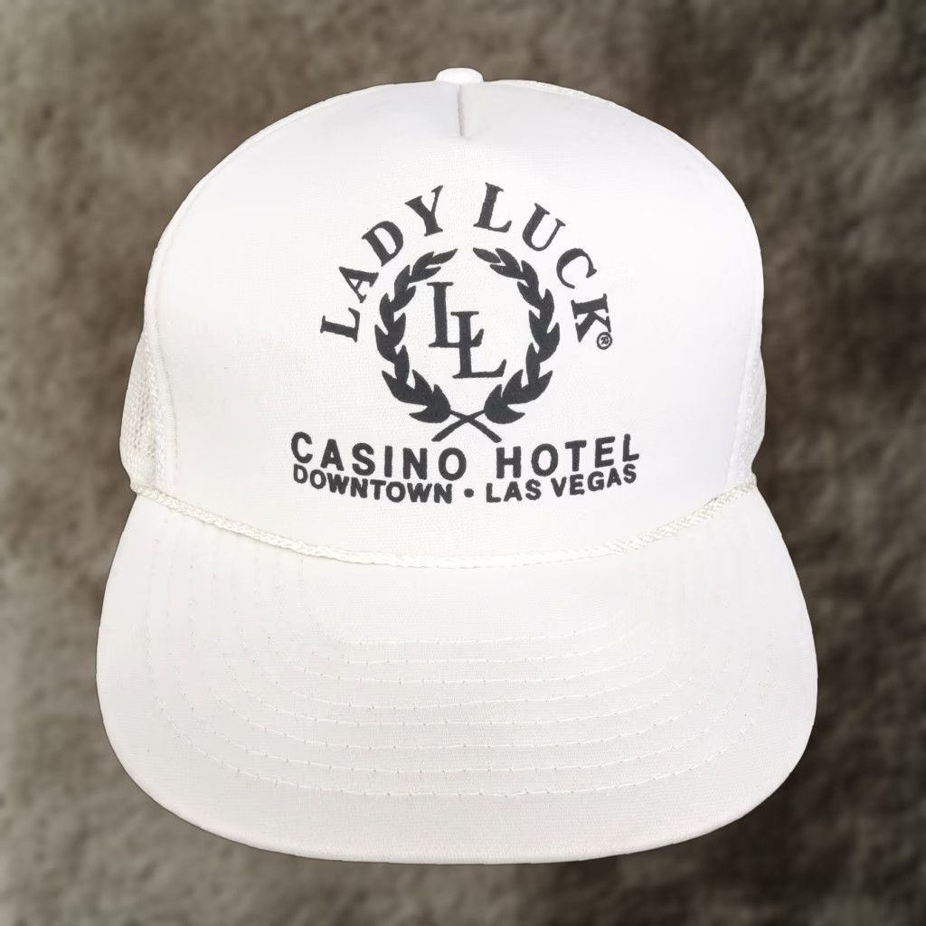 Vintage VINTAGE Lady Luck Casino Hotel Las Vegas Trucker Hat Cap Adult Adjustable White Solid Pattern Men Women Boys Girls Size ONE SIZE - 1 Thumbnail