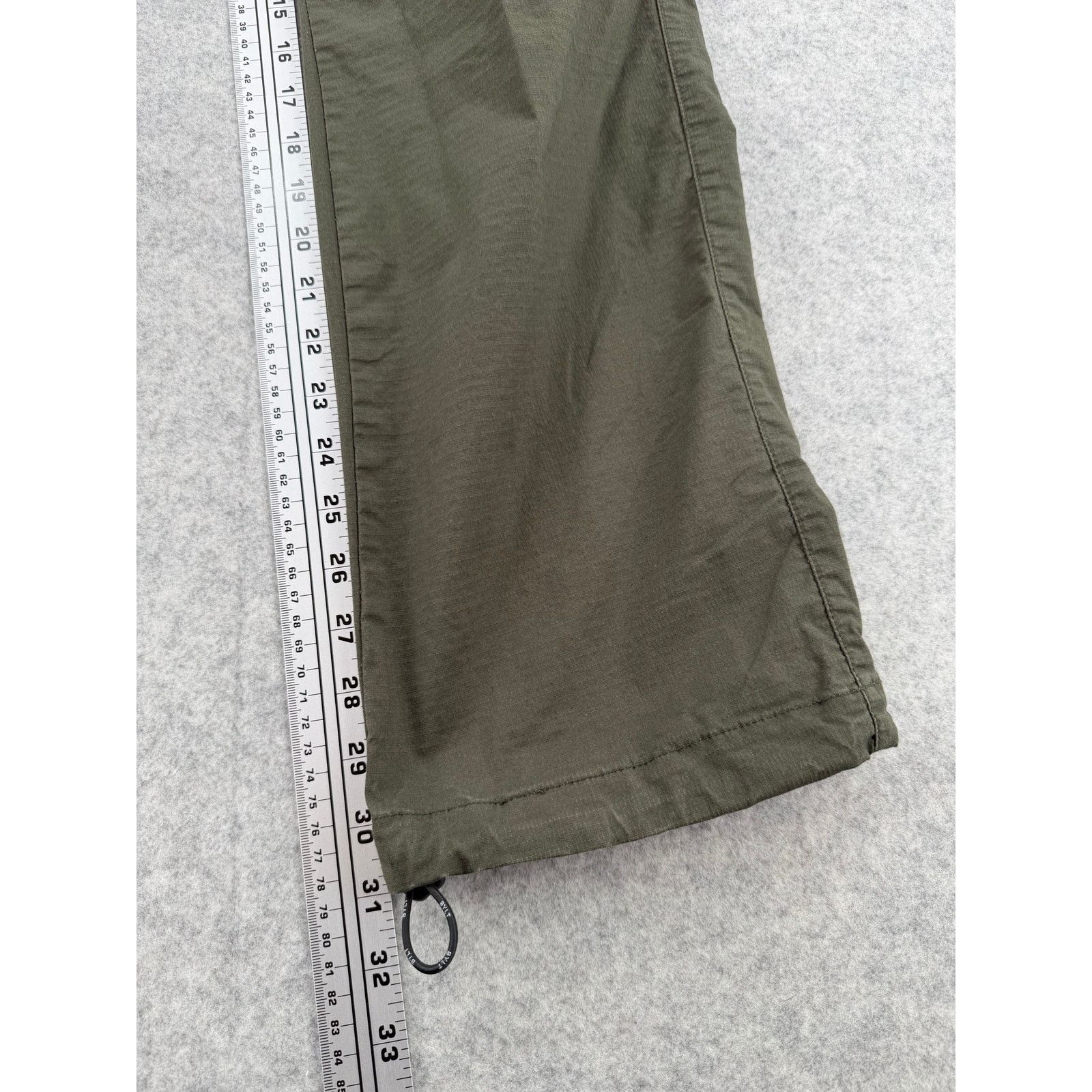 BYLT Premium Basics BYLT Premium Basics Cotton Olive Green Cargo Pants Size 31 Size US 31 - 11 Thumbnail