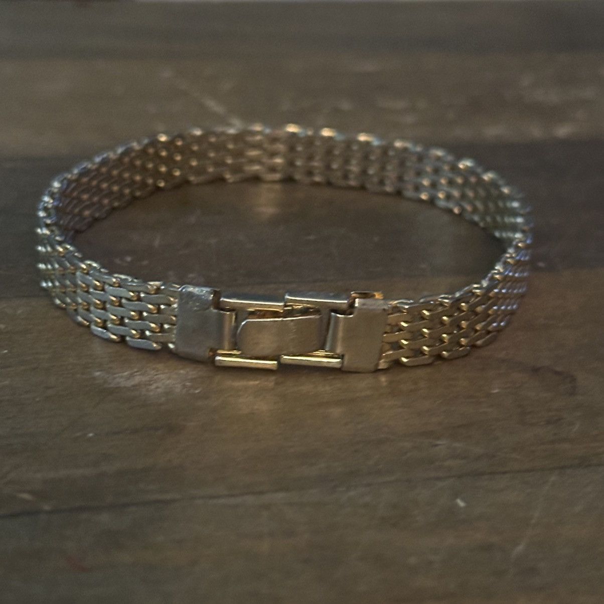 Vintage Vintage gold tone mesh basketweave bracelet Size ONE SIZE - 7 Thumbnail