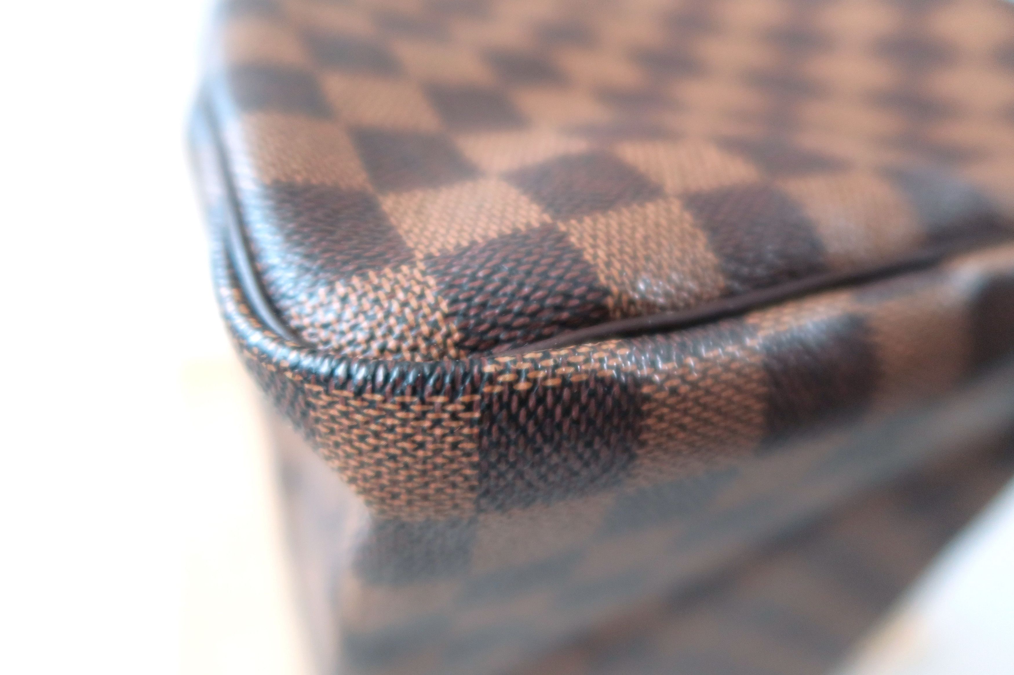 Louis Vuitton Louis Vuitton Speedy 35 Damier Ebene Handbag Size ONE SIZE - 3 Thumbnail