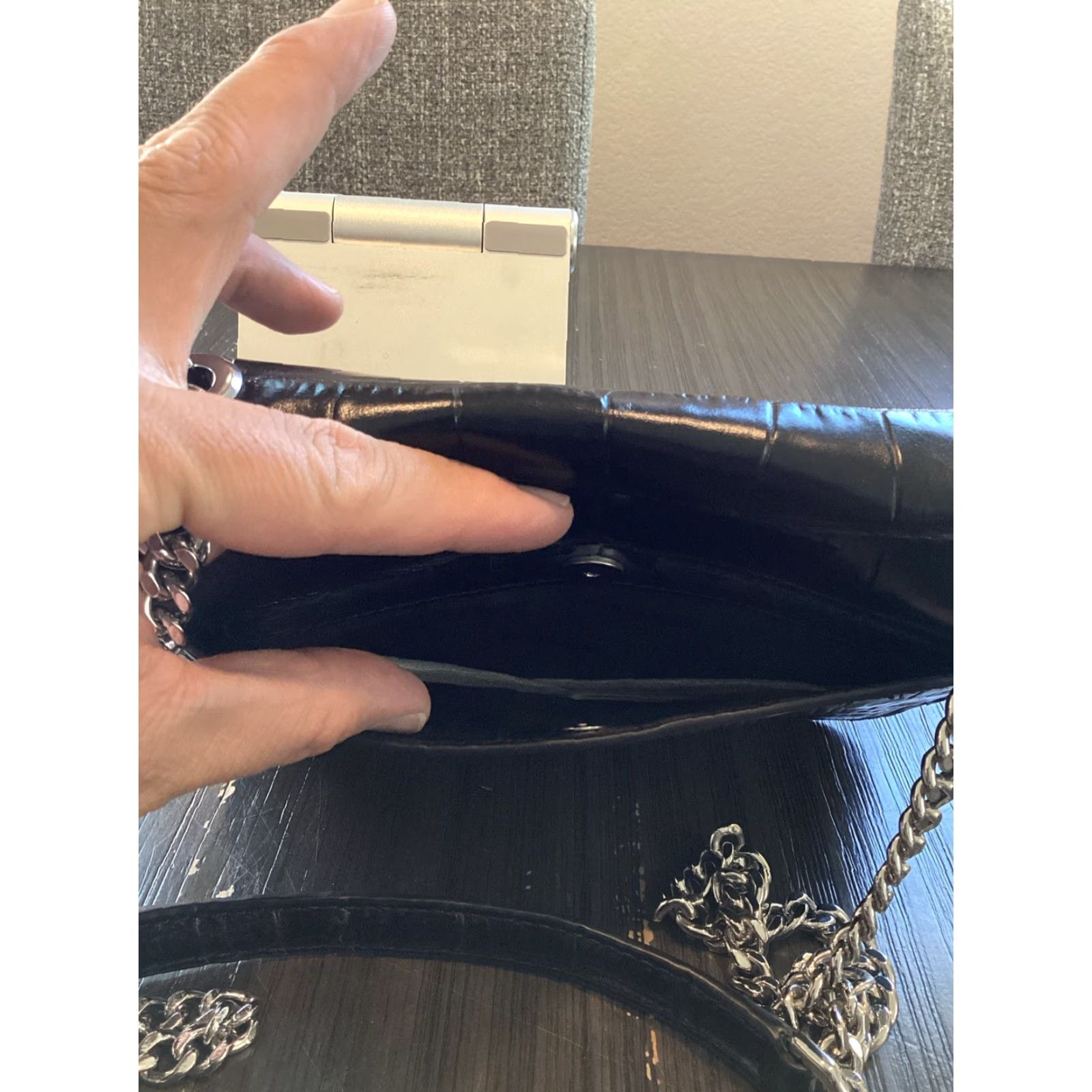 Michael Kors Michael Kors Sloan Editor Black Leather Crocodile Embossed Chain Strap Handbag Medium Black Womens Size ONE SIZE - 6 Thumbnail