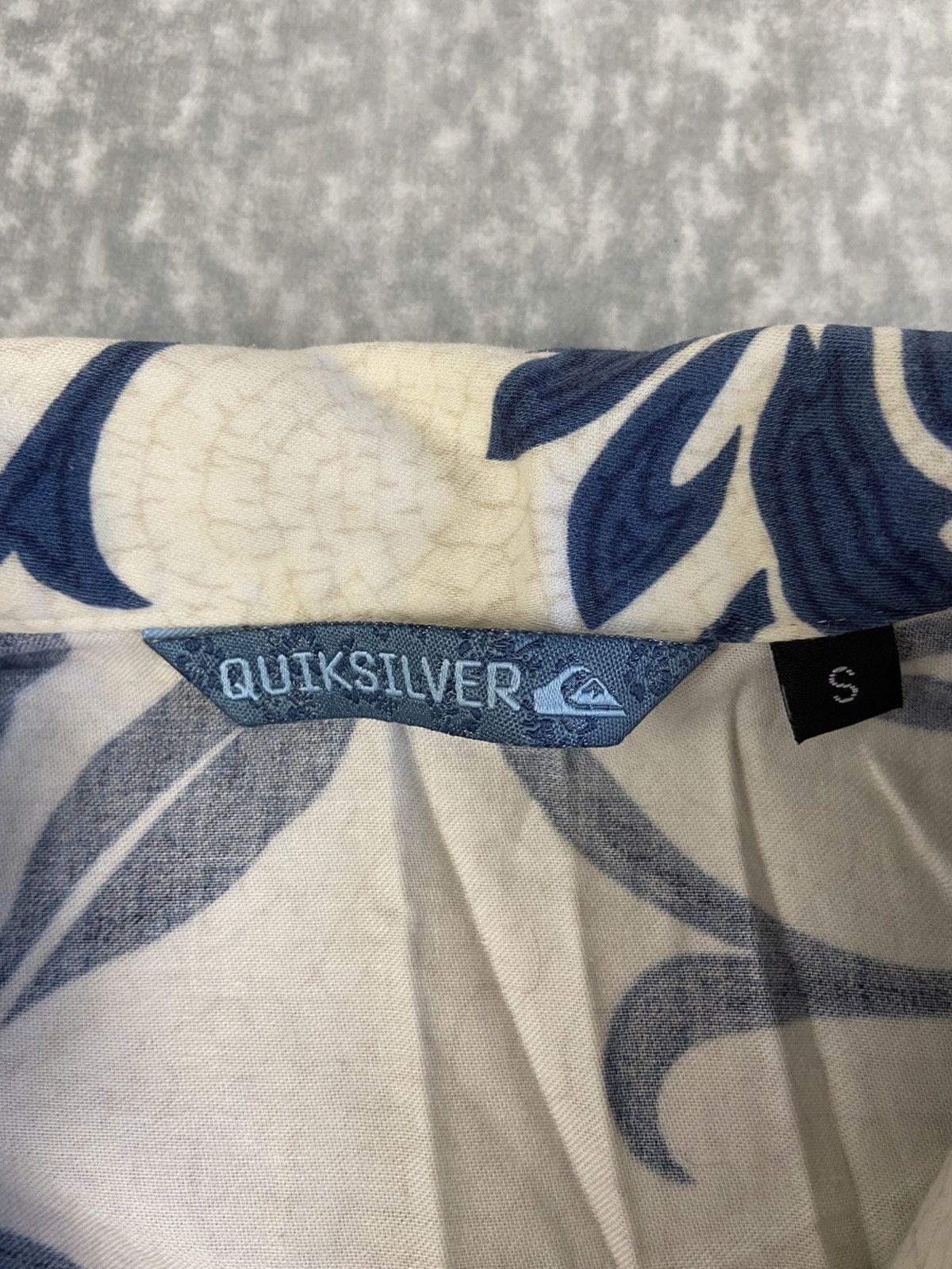 Quiksilver Quiksilver Floral Hawaiian Aloha Shirt Size US S / EU 44-46 / 1 - 3 Thumbnail