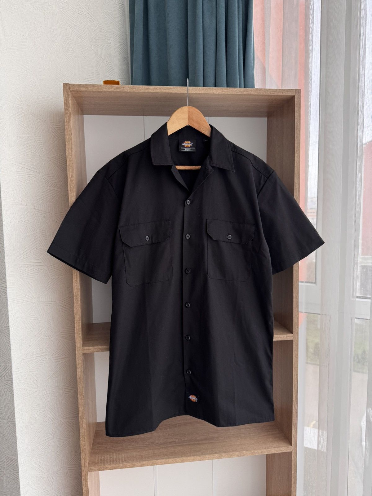Dickies × Vintage Vintage Dickies Genuine Black Pockets Short Sleeved Shirt Size US S / EU 44-46 / 1 - 1 Thumbnail