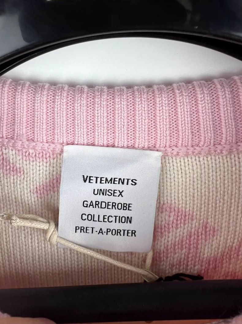 Vetements Vetements Pink Logo Knit Sweater Size US S / EU 44-46 / 1 - 9 Thumbnail