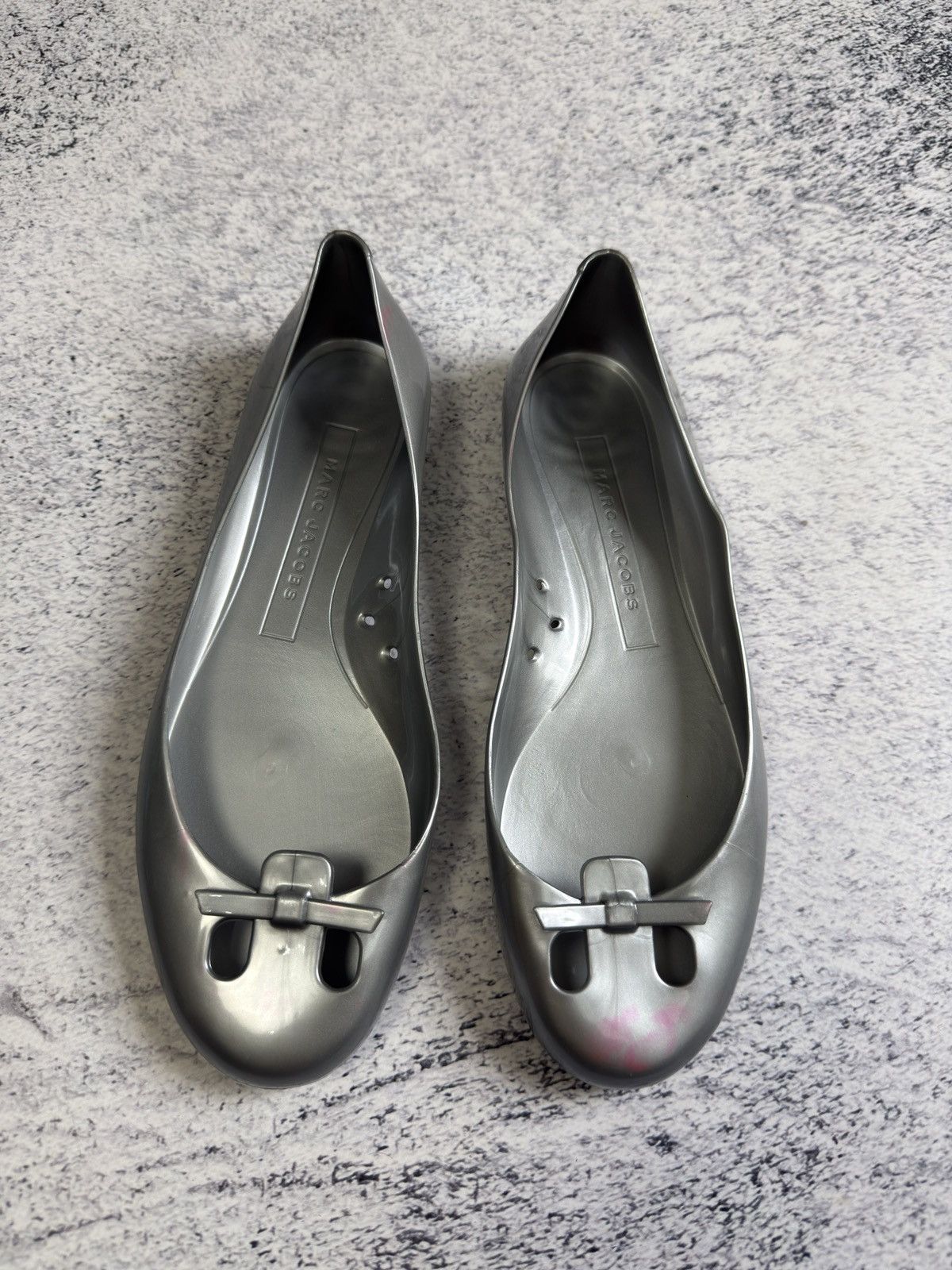 Marc Jacobs Marc Jacobs Silver Jelly Flats Ballet Shoes Italy Size 40 Size US 9 / IT 39 - 2 Thumbnail