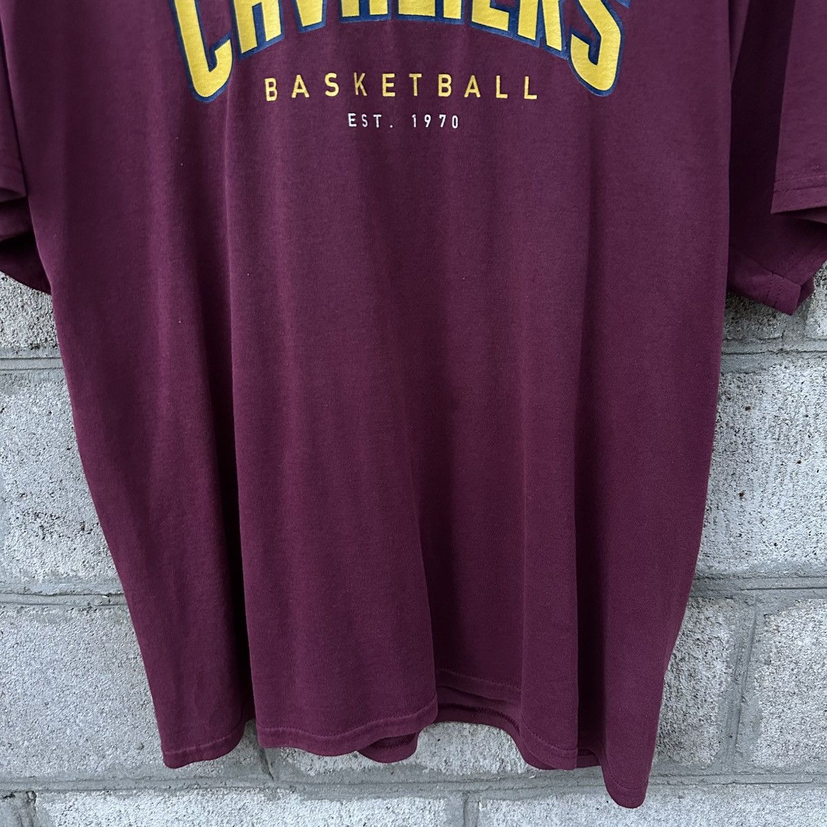 Grailed VTG Adult Cavaliers Basketball Flash Seats T-shirts Big Logo Size US XL / EU 56 / 4 - 4 Thumbnail