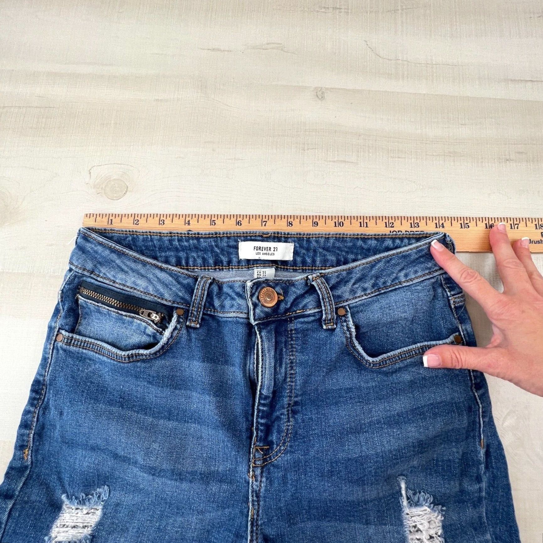 Forever 21 Forever 21 Womens 27 Medium Wash Skinny Jeans Distressed Denim Mid Rise Stretch Size 27" / US 4 / IT 40 - 7 Thumbnail