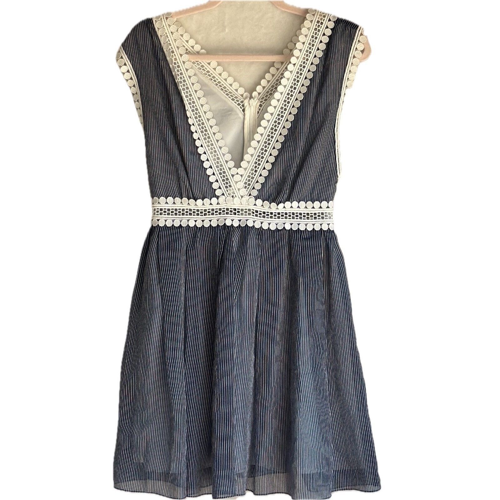Sandro Sandro Lace-Trim Blue & White Mini Dress M EUC, no flaws Size S / US 4 / IT 40 - 2 Thumbnail