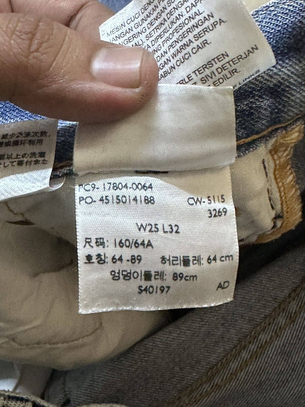 Levi's Vintage Clothing Vintage Levi’s 501 CT Selvedge Distressed Denim Size US 30 / EU 46 - 11 Thumbnail