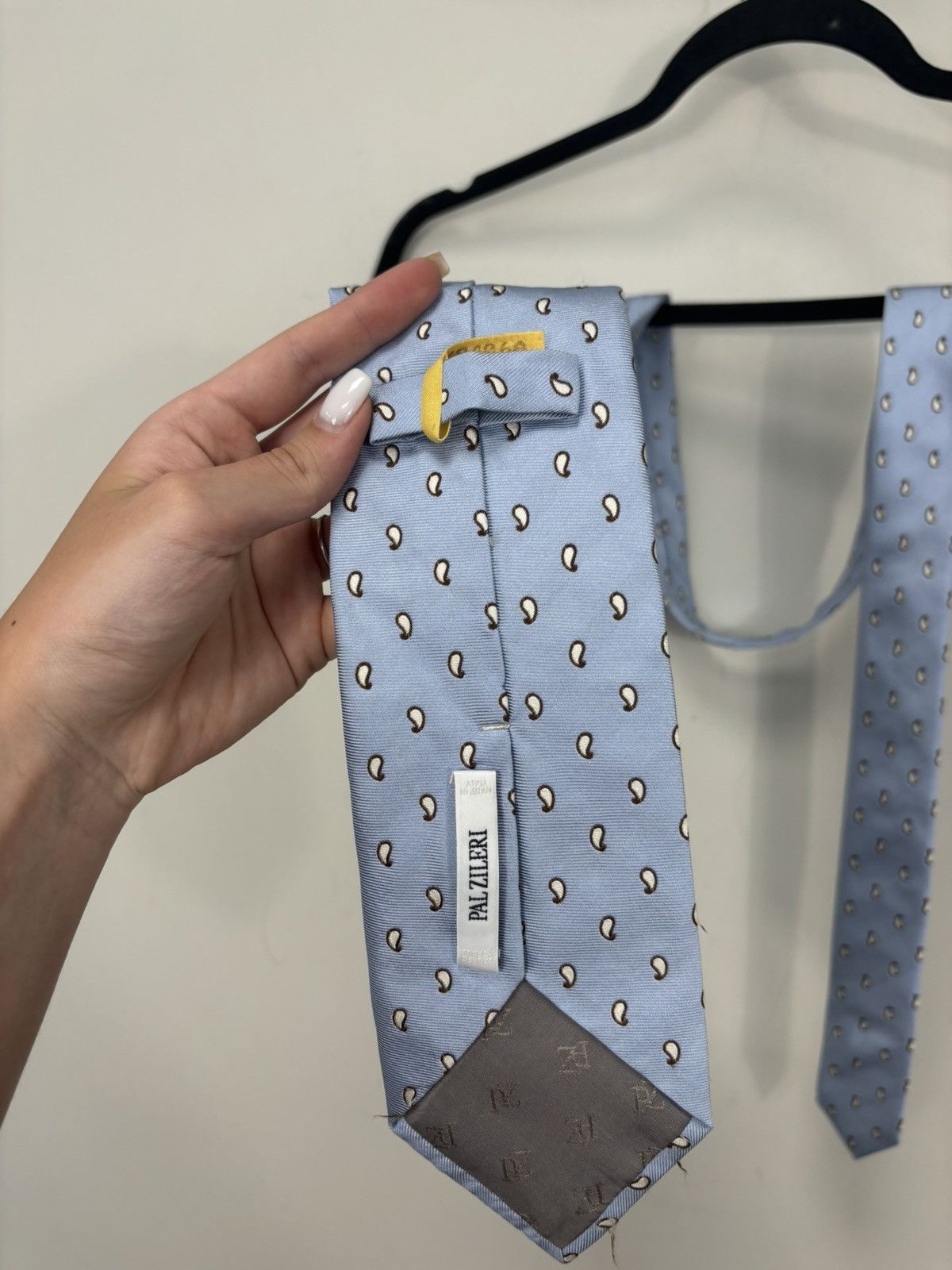 Pal Zileri Pal Zileri Minimal Paisley Teardrop Shape Pattern Silk Tie Size ONE SIZE - 8 Thumbnail