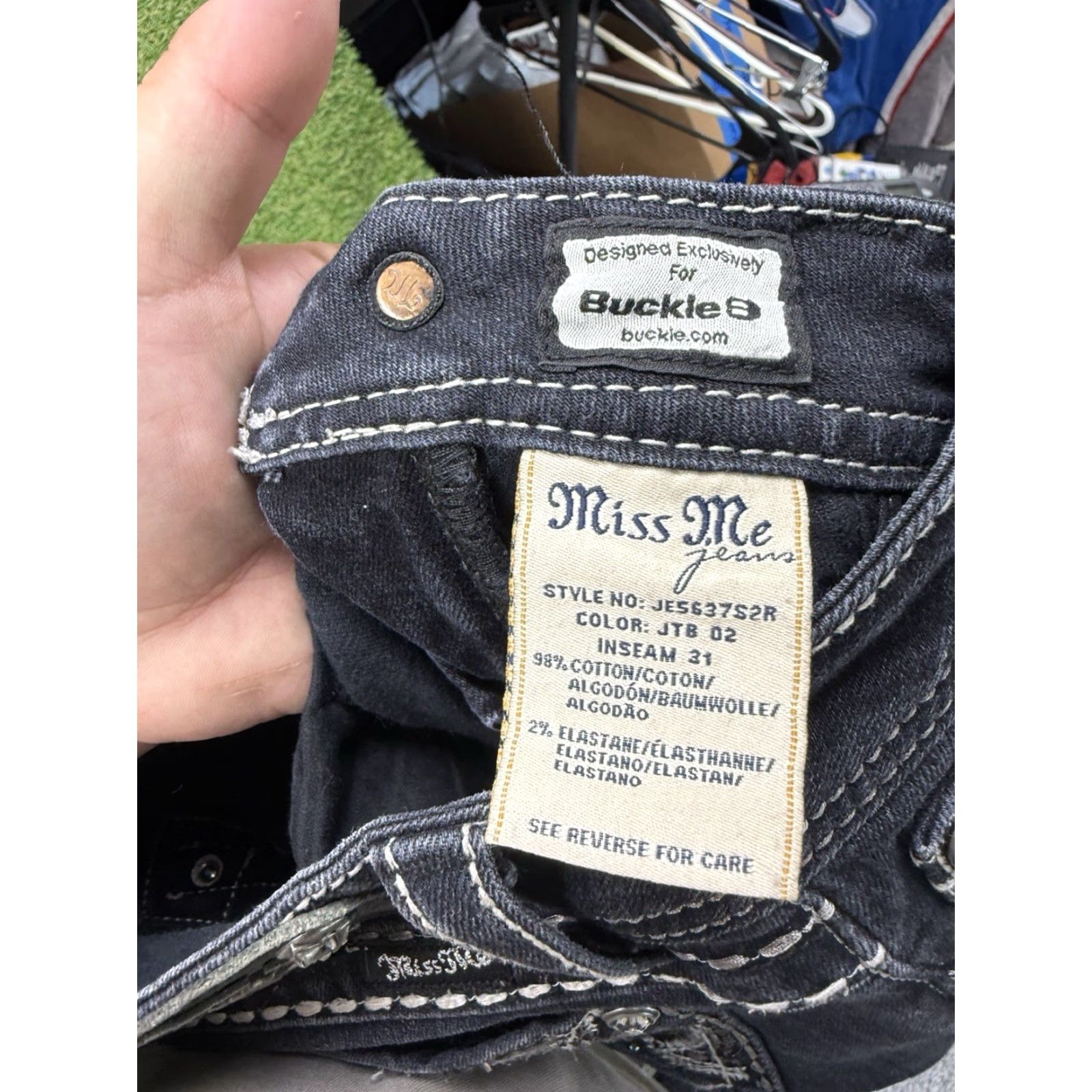 Miss Me VINTAGE Miss Me Jeans Womens 26 Mid Rise Skinny Embellished Y2K Buckle Dark Wash 2000s Size 26" / US 2 / IT 38 - 4 Thumbnail