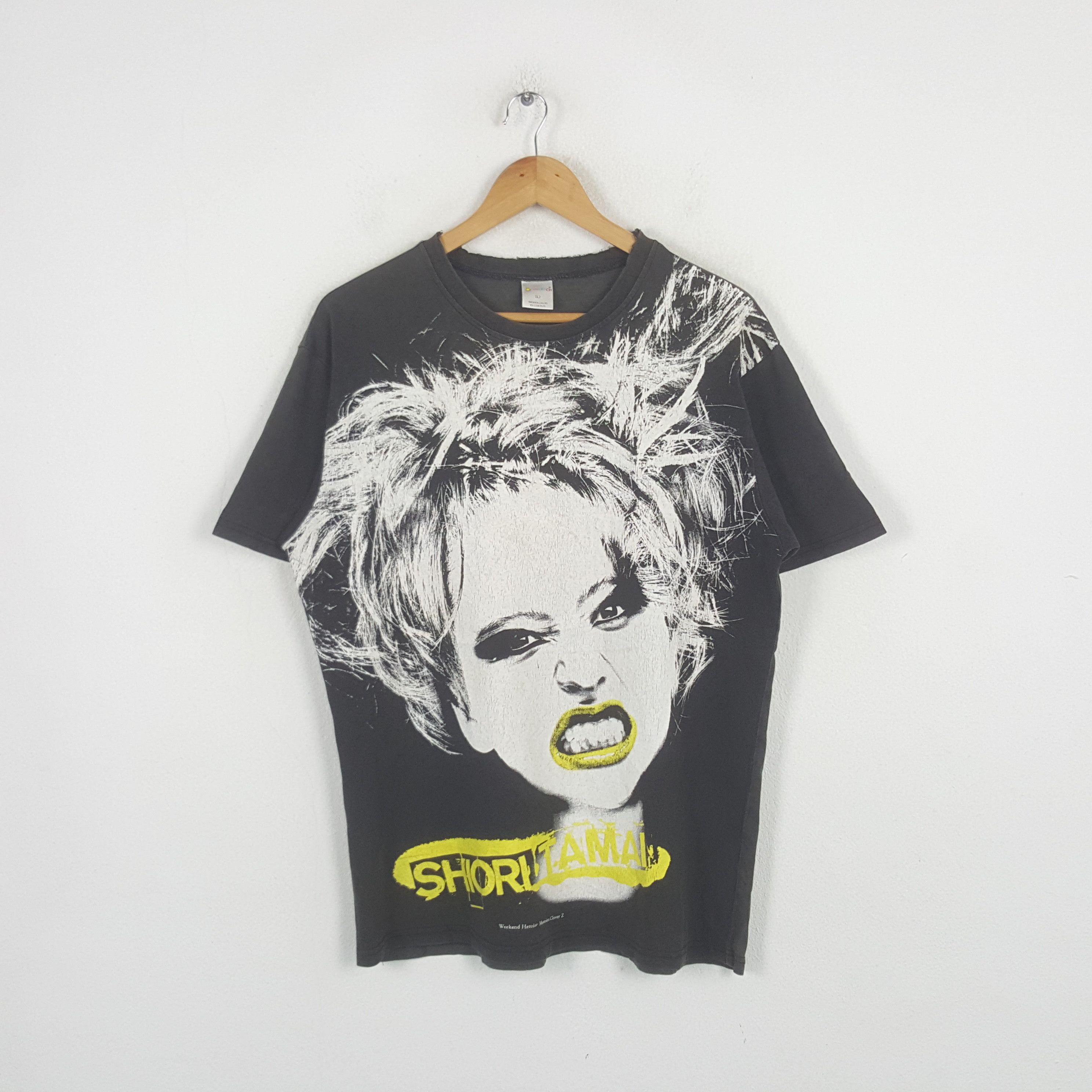 Band Tees Vintage Shiori Tamai Japanese Singer Rock Tshirt RR16 Size US L / EU 52-54 / 3 - 1 Thumbnail