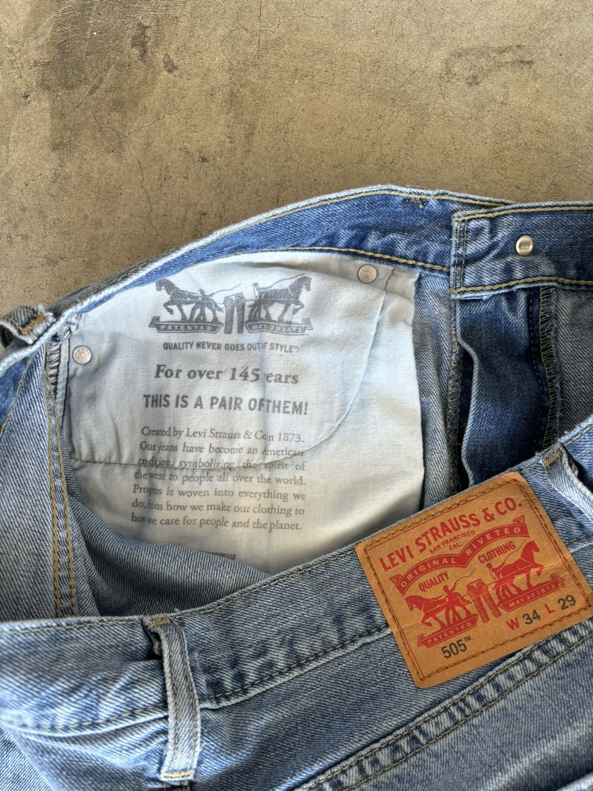 Levi's × Levi's Vintage Clothing × Vintage Levi’s 505 regular jeans Size US 34 / EU 50 - 7 Thumbnail