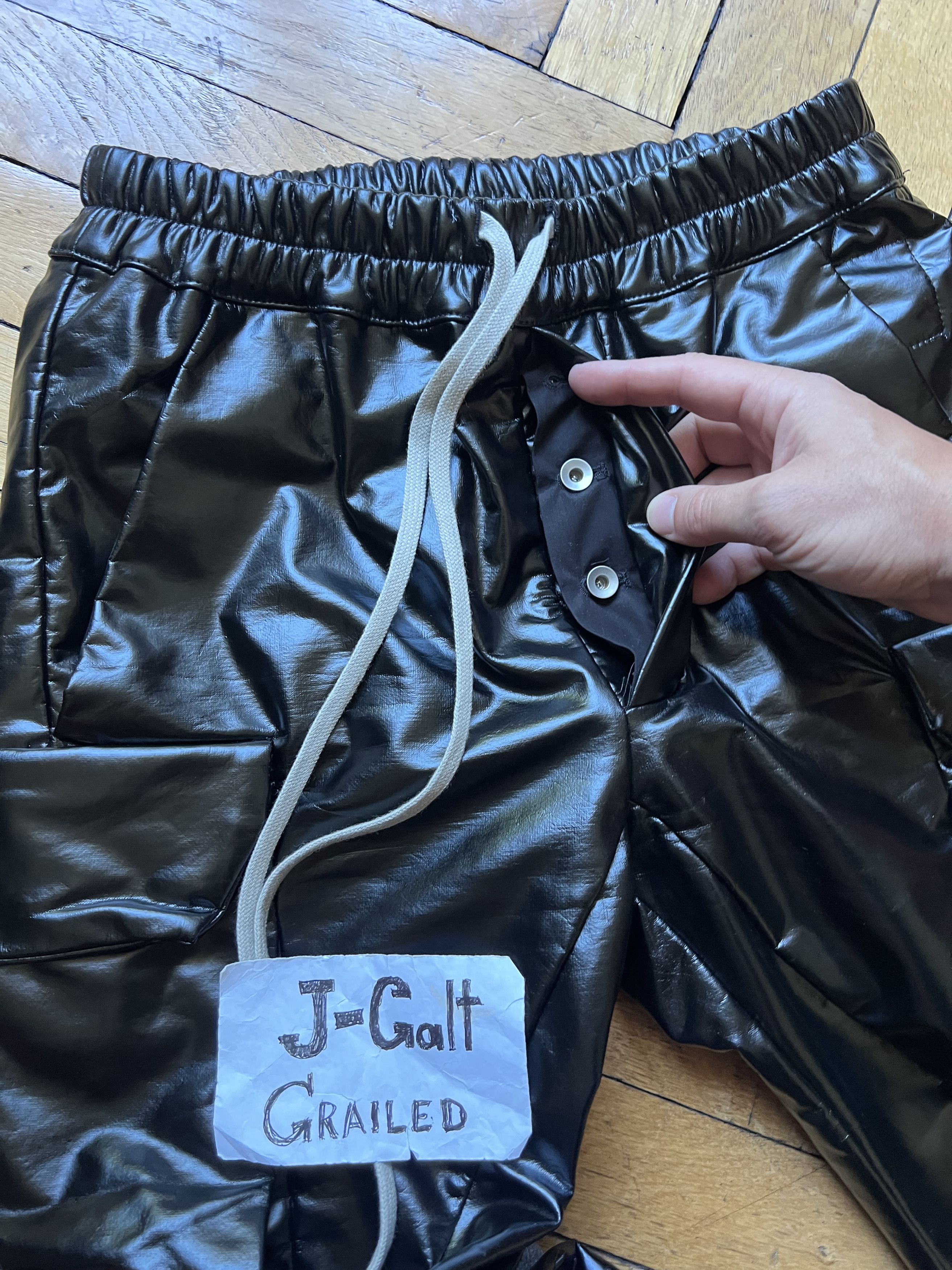 Rick Owens Size "S" Rick Owens Coated Cotton/Poly womens Cargo pant Size 25" / US 0 / IT 36 - 7 Thumbnail