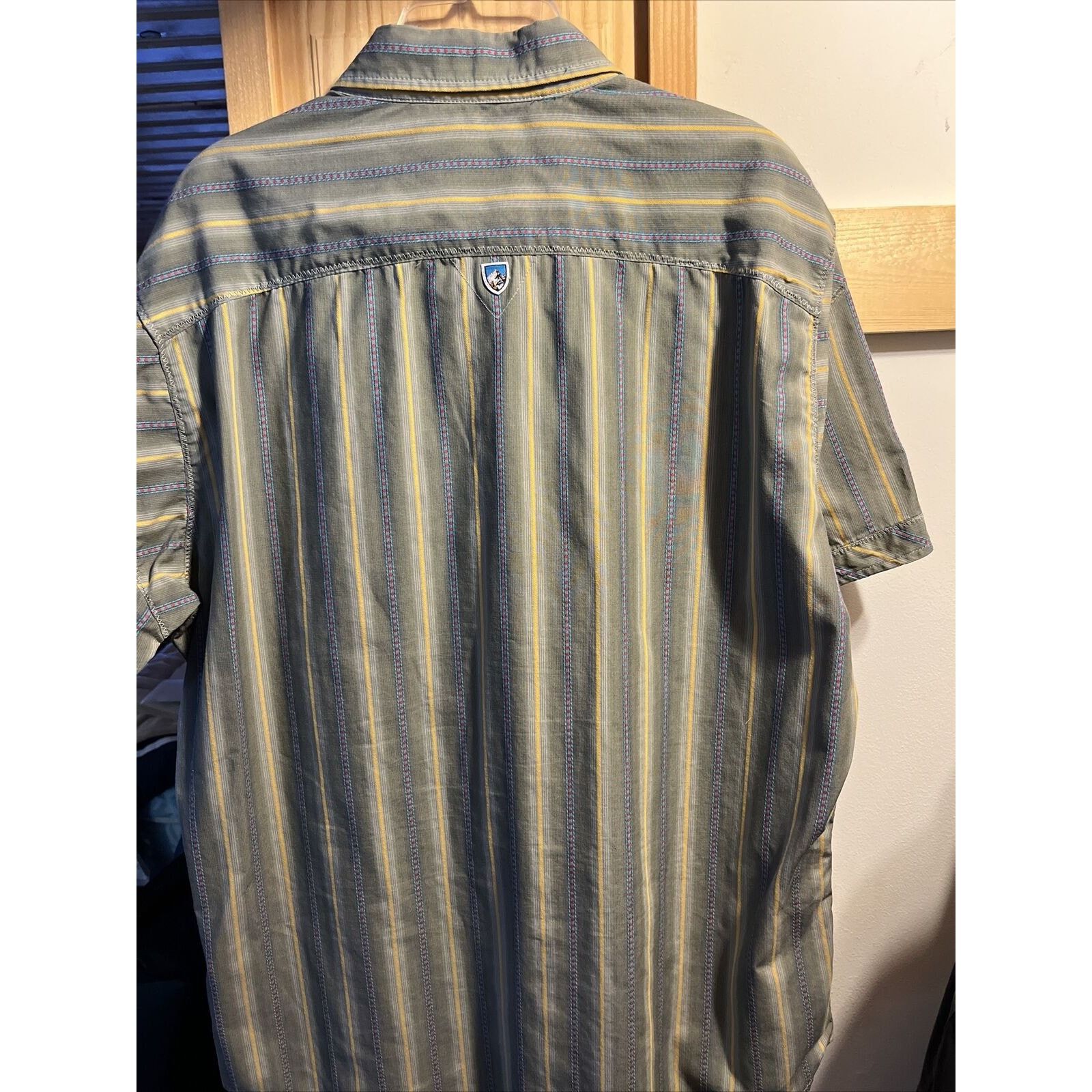 Kuhl Kuhl Men's L Gray Striped Button Down SS Cotton Poly Shirt Size US L / EU 52-54 / 3 - 7 Thumbnail