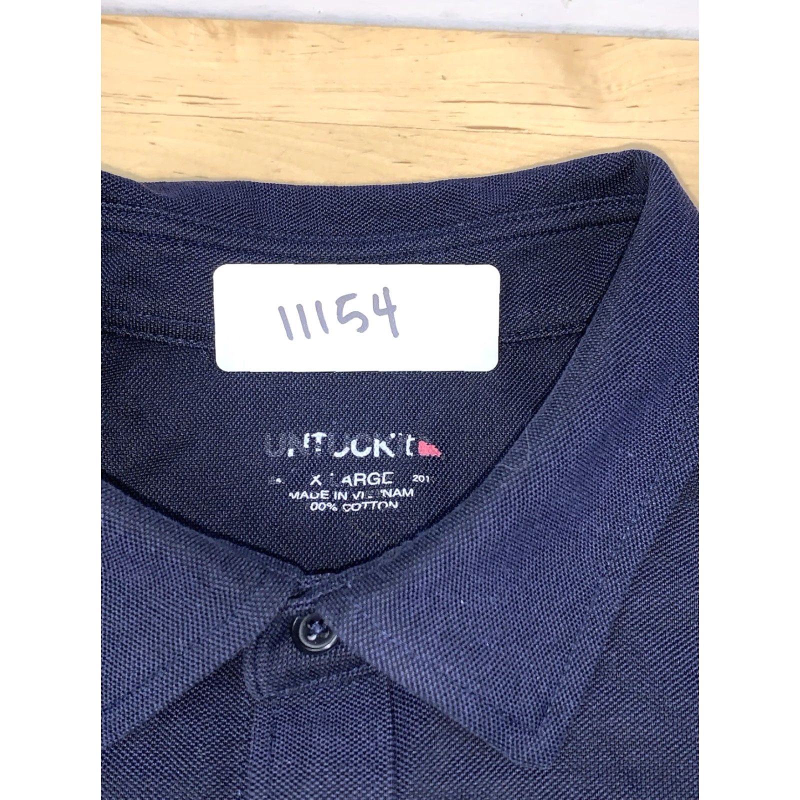 UNTUCKit UNTUCKit Button-Up Shirt Mens XL Blue Long Sleeve Casual Size US XL / EU 56 / 4 - 2 Thumbnail