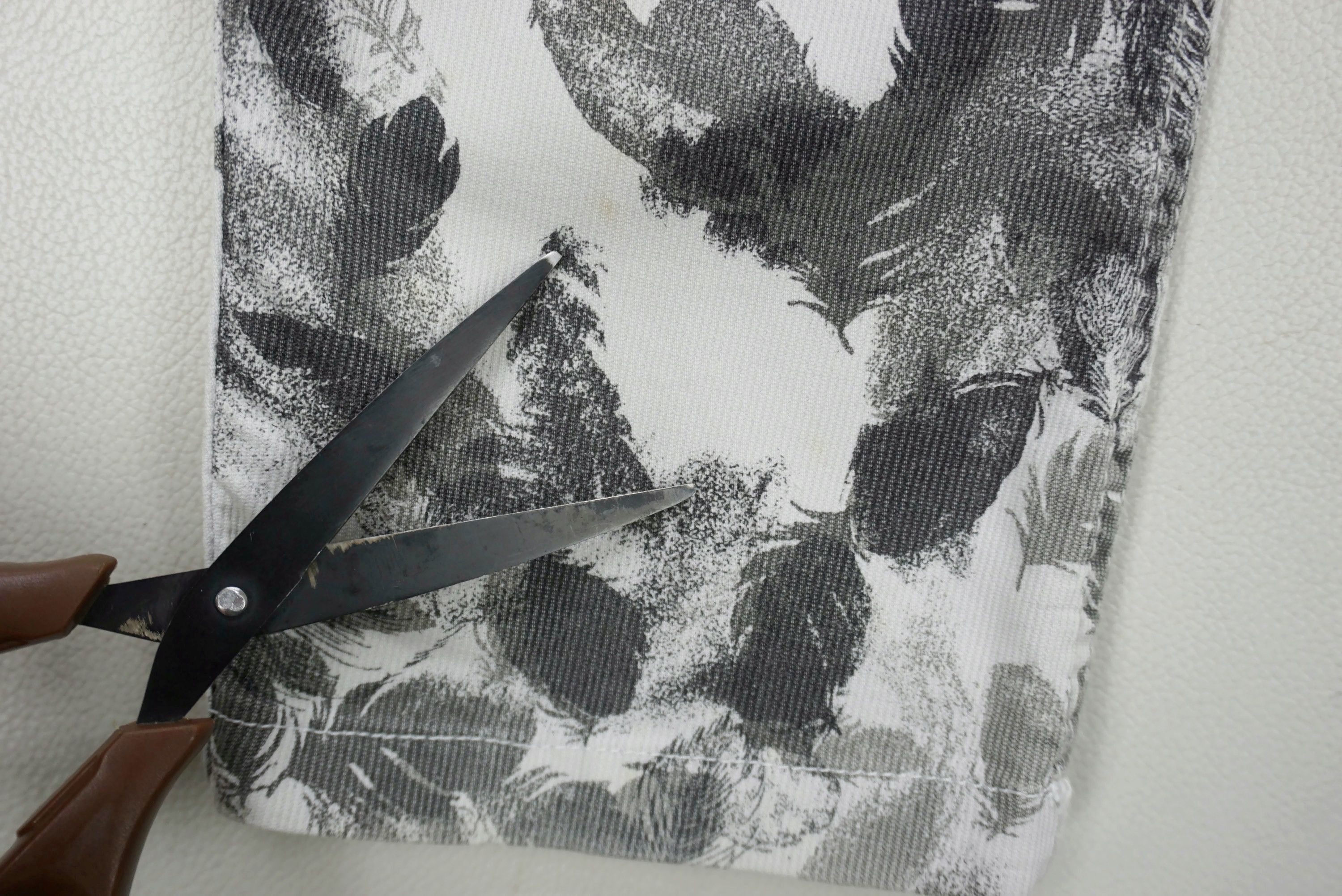 Japanese Brand Antgauge Japan Pants Size 29x30.5 Slim Skinny Feathers Print Size US 29 - 7 Thumbnail