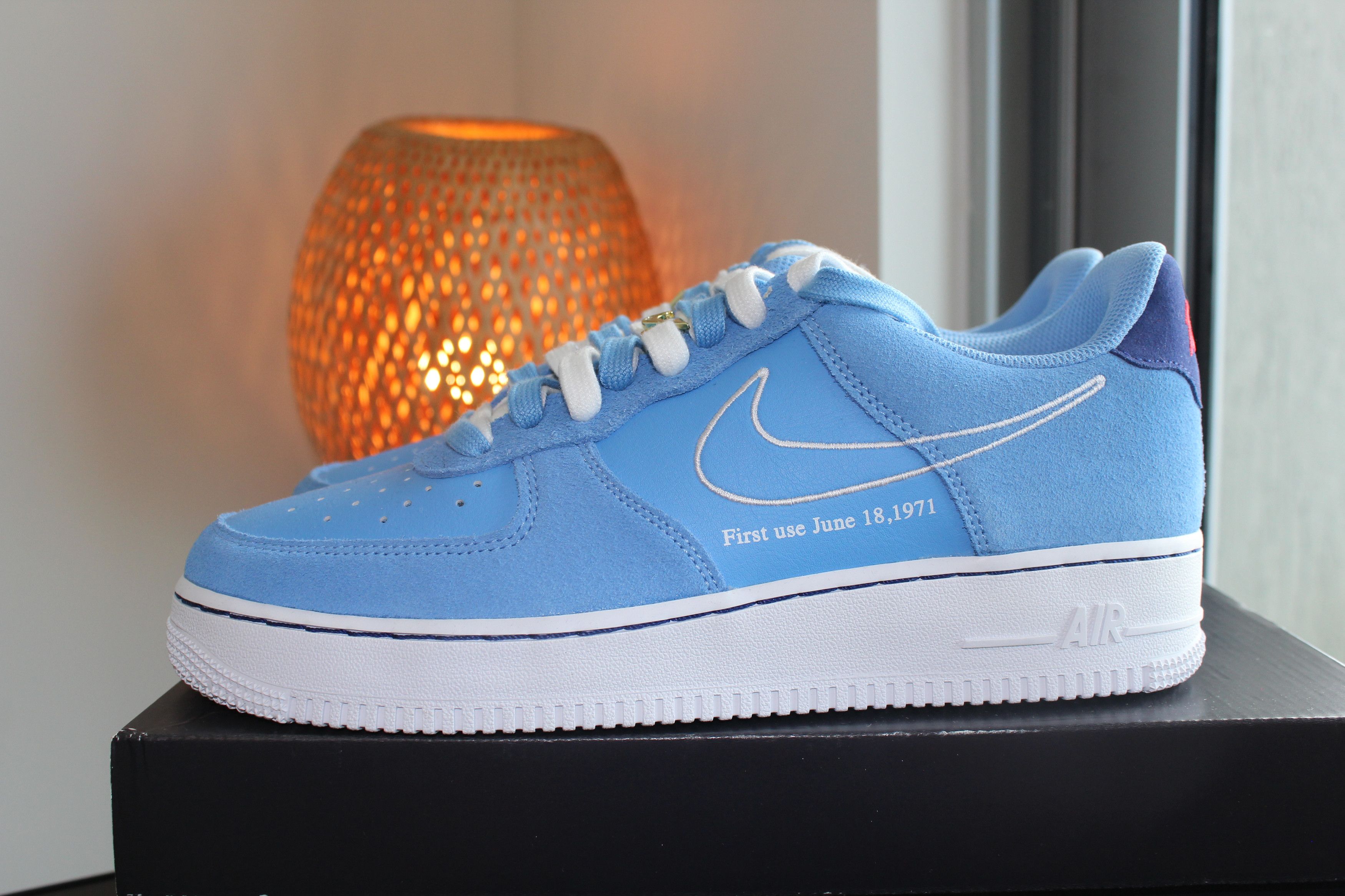 Nike Nike Air Force 1 '07 LV8 'First Use University Blue Size 7 Size US 7 / EU 40 - 4 Thumbnail