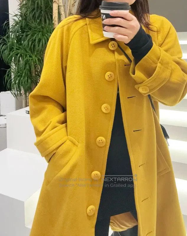 Yves Saint Laurent YSL Mustard Wool Women's Coat . Size M / US 6-8 / IT 42-44 - 4 Thumbnail