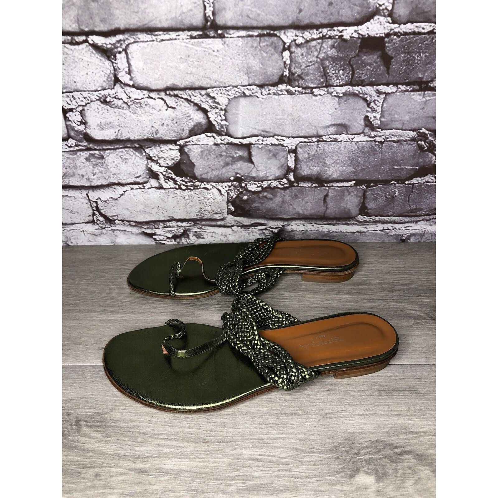 Other Via Spiga Metallic Green Leather Braided Flats Sandals Women Size US 8.5 / IT 38.5 - 15 Thumbnail