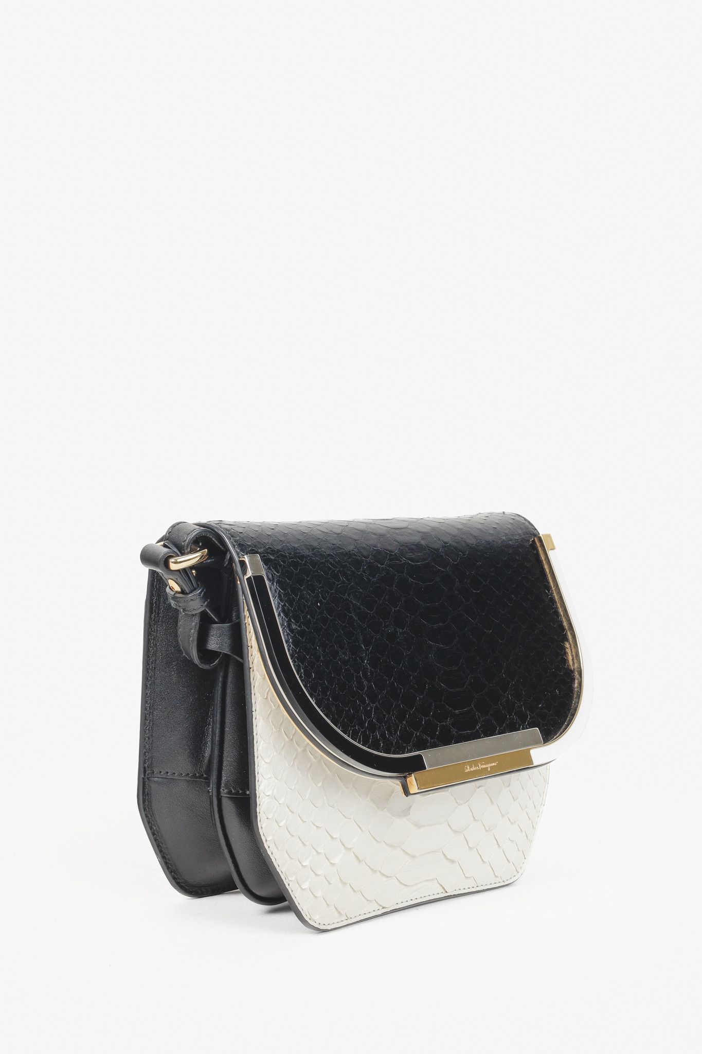 Salvatore Ferragamo Salvatore Ferragamo Python, Black White Saddle Bag Size ONE SIZE - 2 Thumbnail