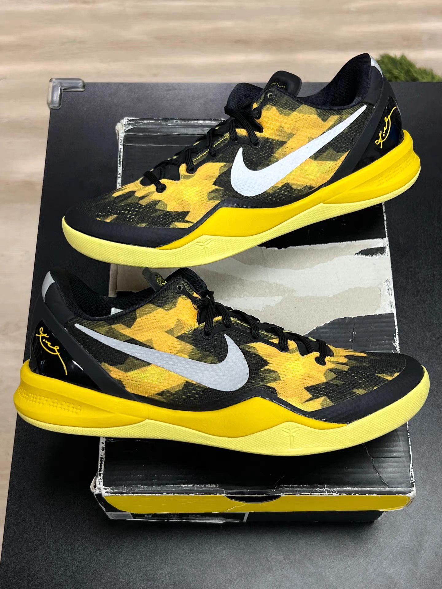 Nike Nike ZK8 Basketball Shoes K15 Size US 9.5 / EU 42-43 - 5 Thumbnail