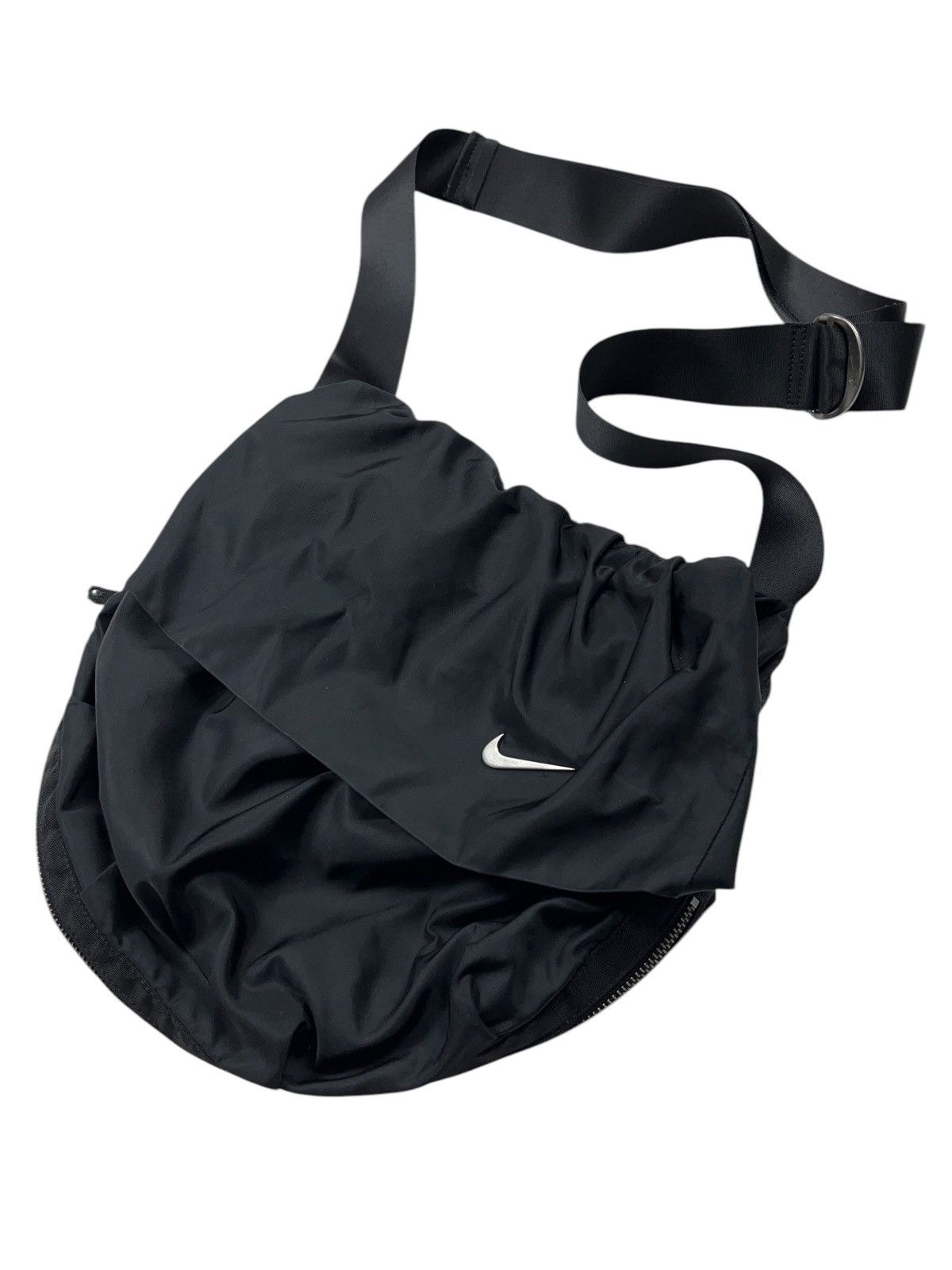 Nike Nike Advance crossbody bag in black triple swoosh | Grailed