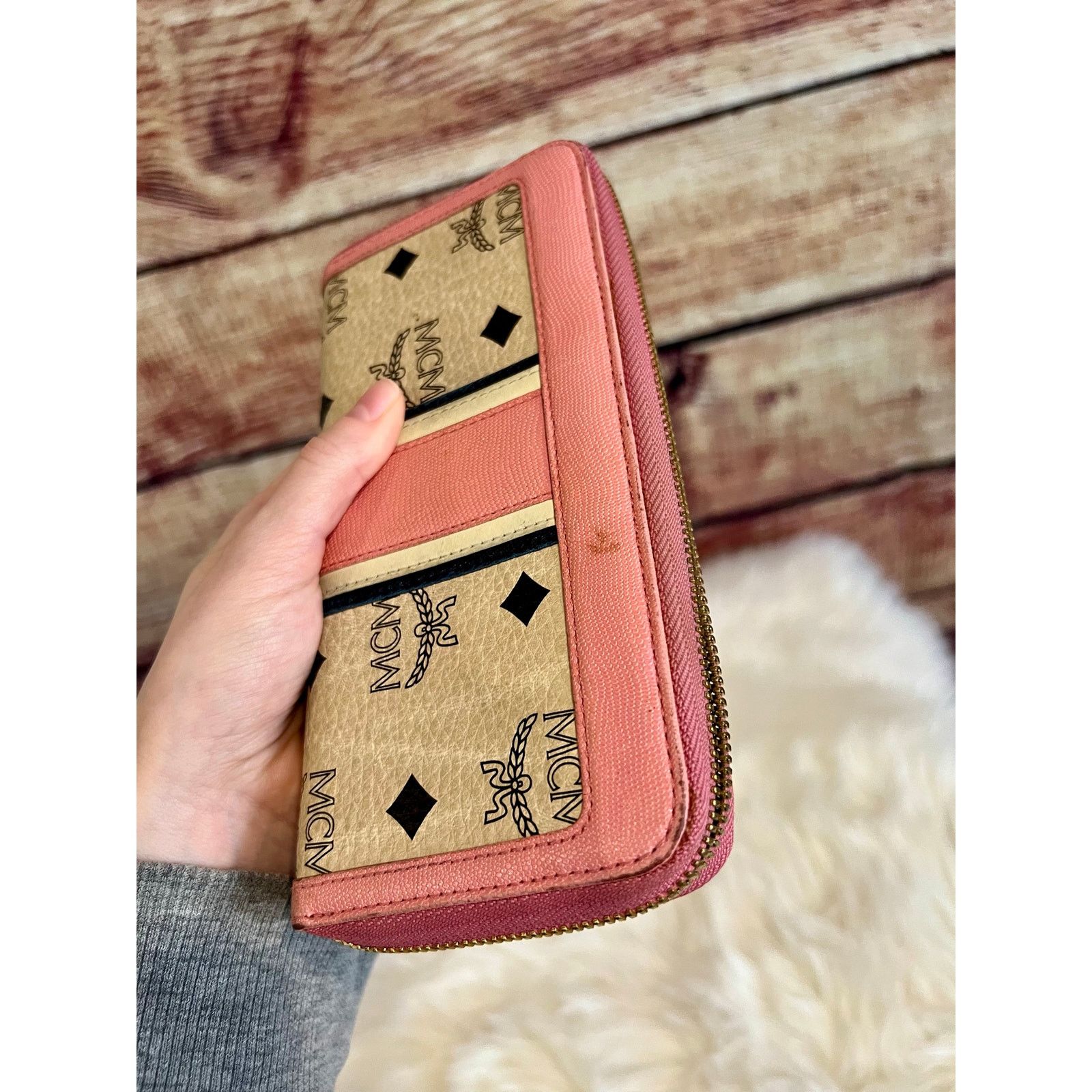 MCM MCM Visetos Studded Continental Wallet Leather 8"x4" EUC Size ONE SIZE - 7 Thumbnail