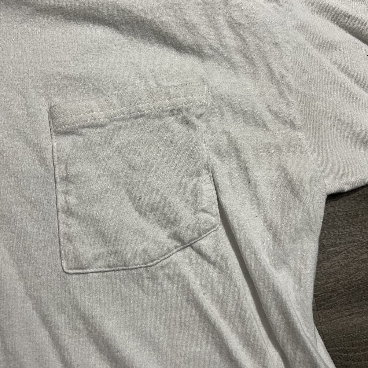 Vintage Vintage I Fish Because The Voices In My Head Tell Me To Tee Size US L / EU 52-54 / 3 - 5 Thumbnail