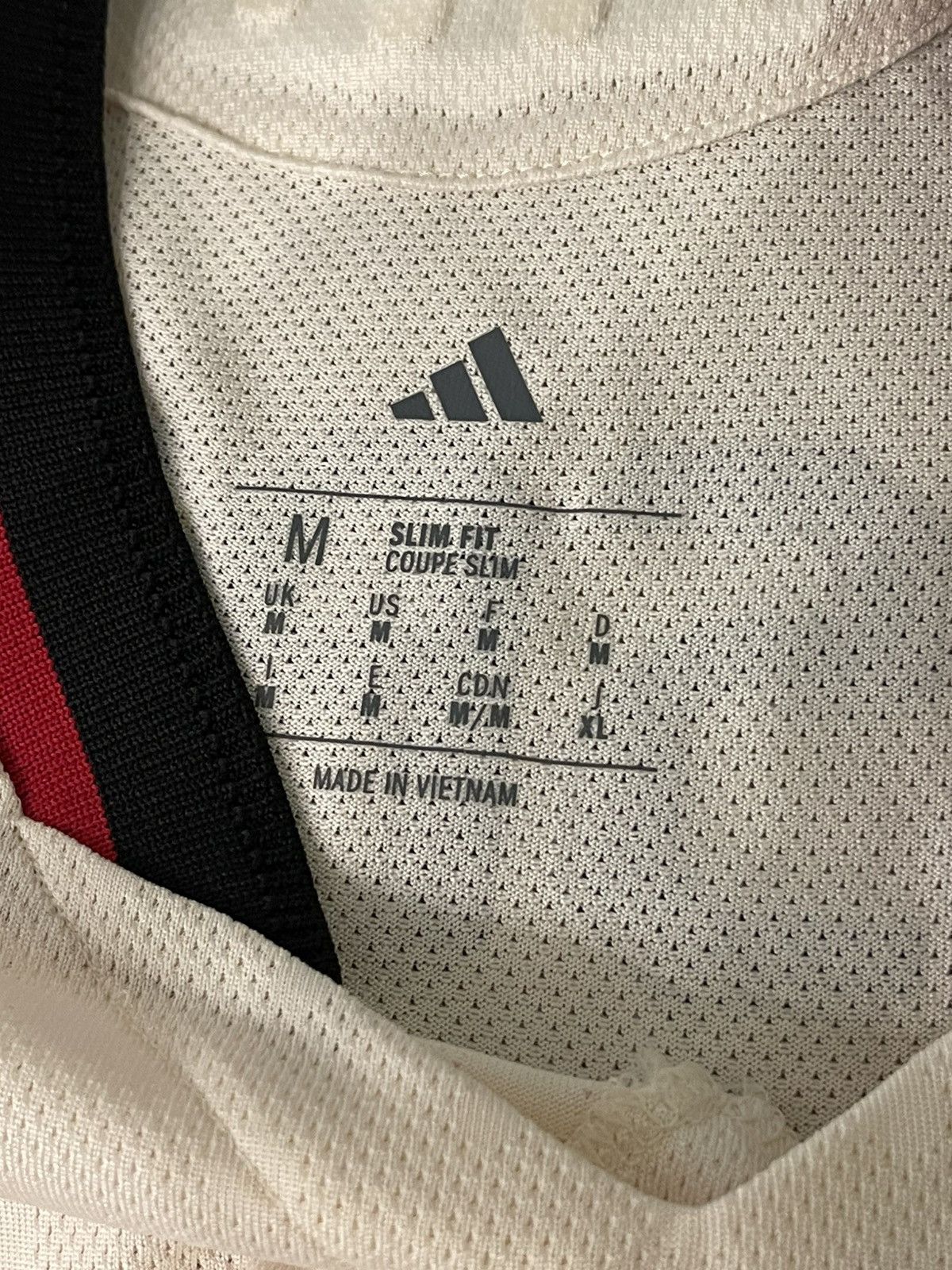 Adidas Authentic Adidas Liverpool ALEXANDER ISAK🇸🇪 away jersey Size US M / EU 48-50 / 2 - 4 Thumbnail