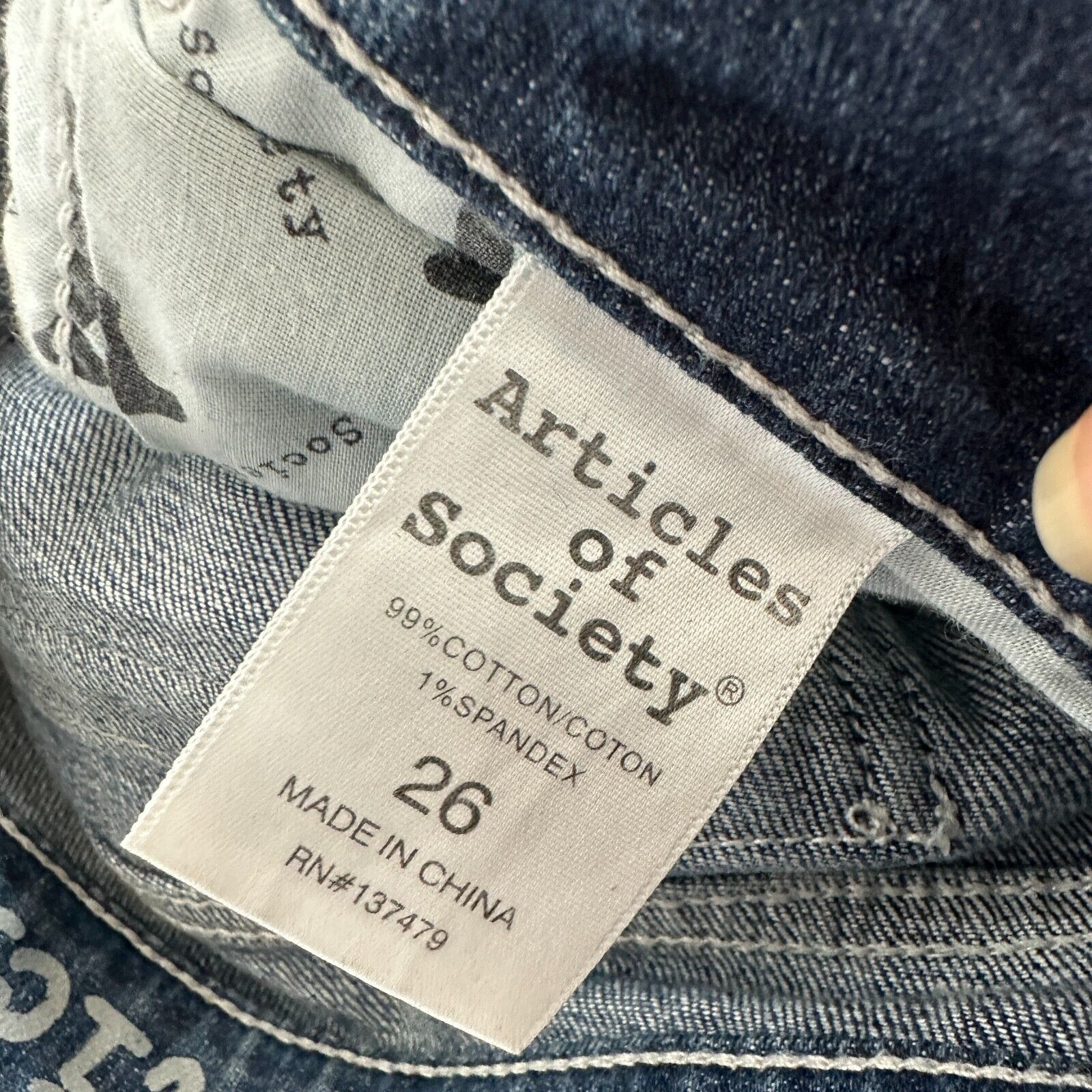 Other Articles of Society Kendra Distressed Jean Two Back Pocket 2 Size 26" / US 2 / IT 38 - 11 Thumbnail