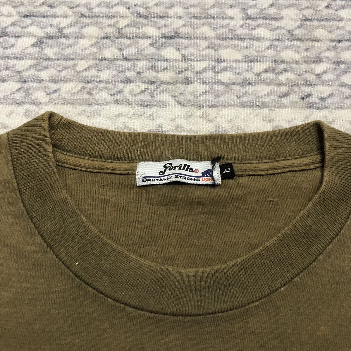 Vintage Rare Distressed Vintage Y2K Gorilla Spellout Streetwear Tees Size US M / EU 48-50 / 2 - 8 Thumbnail