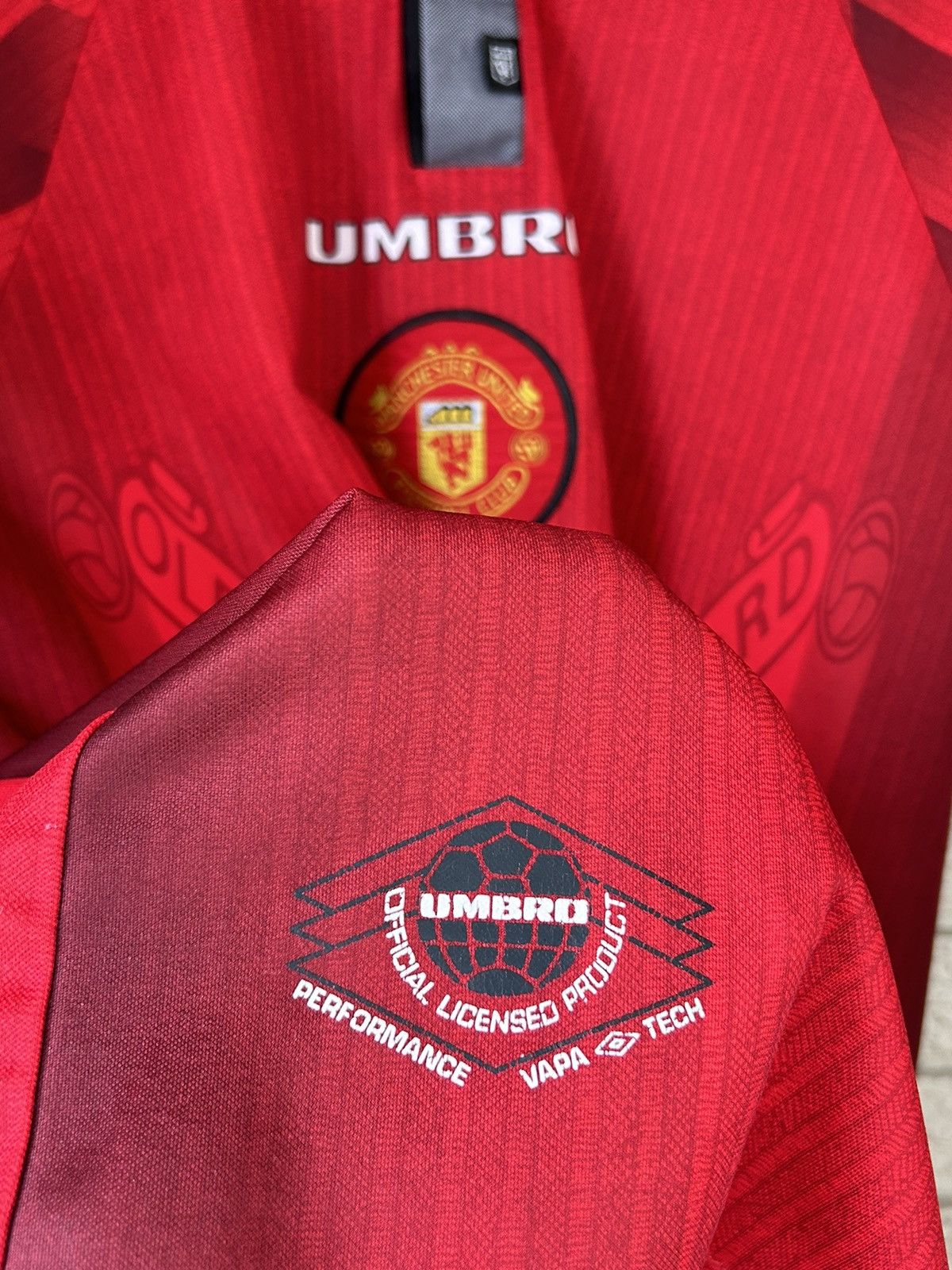 Umbro Vintage Umbro Manchester United 1996 Collared Soccer Jersey Size US XL / EU 56 / 4 - 4 Thumbnail