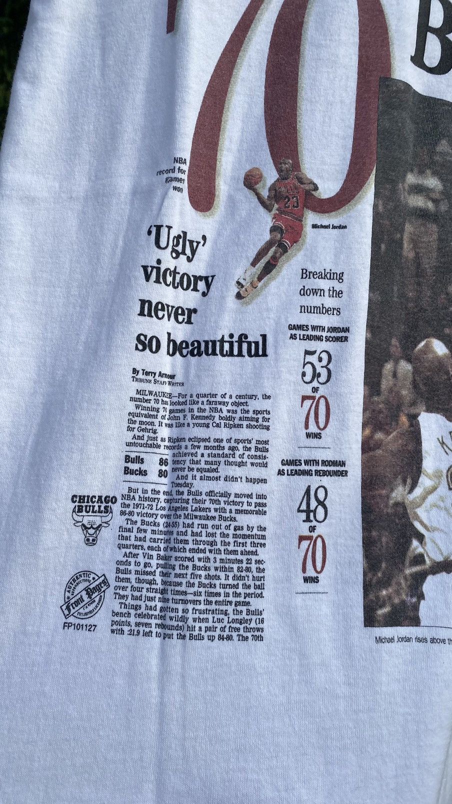 NBA Michael Jordan Chicago Bulls NBA 70 wins Record Article Tee Size US L / EU 52-54 / 3 - 4 Thumbnail