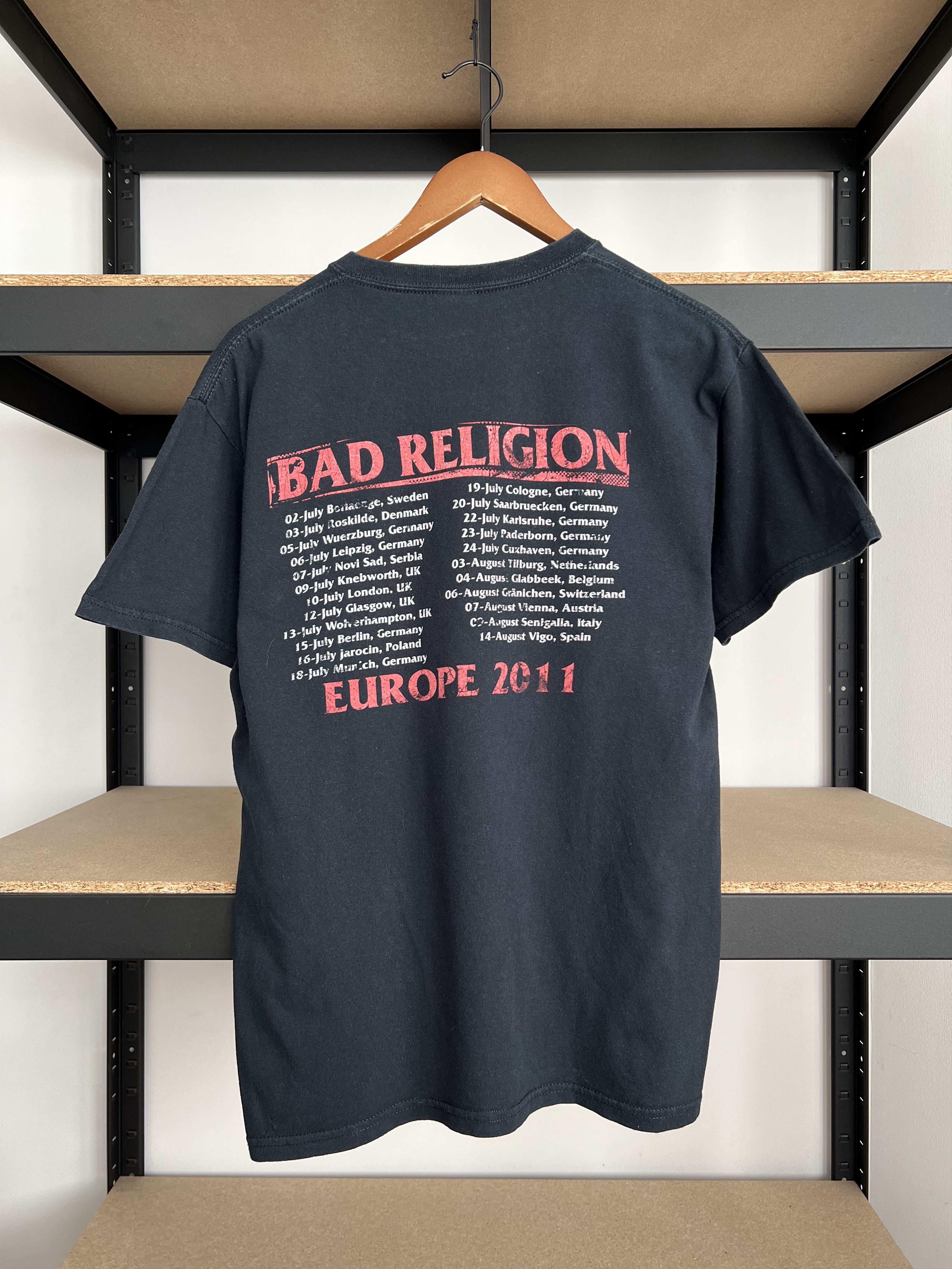 Band Tees Vintage 2011 Bad Religion Jesus Europe Tour Punk Rock Tshirt Size US M / EU 48-50 / 2 - 2 Thumbnail