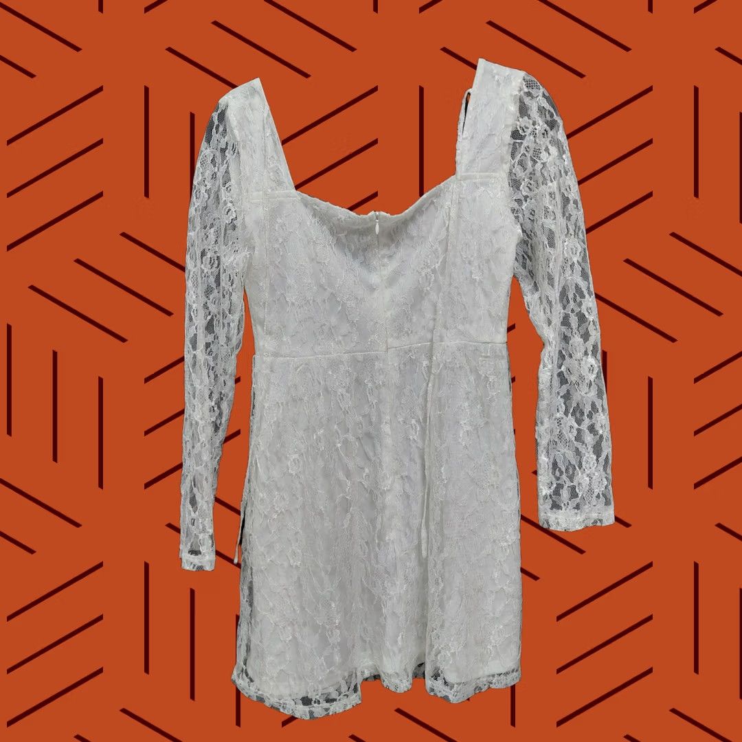 Vintage SBetro White Lace Dress Long Sleeve Scoop Neck A-Line Women M Short Solid Dress Size M / US 6-8 / IT 42-44 - 1 Thumbnail