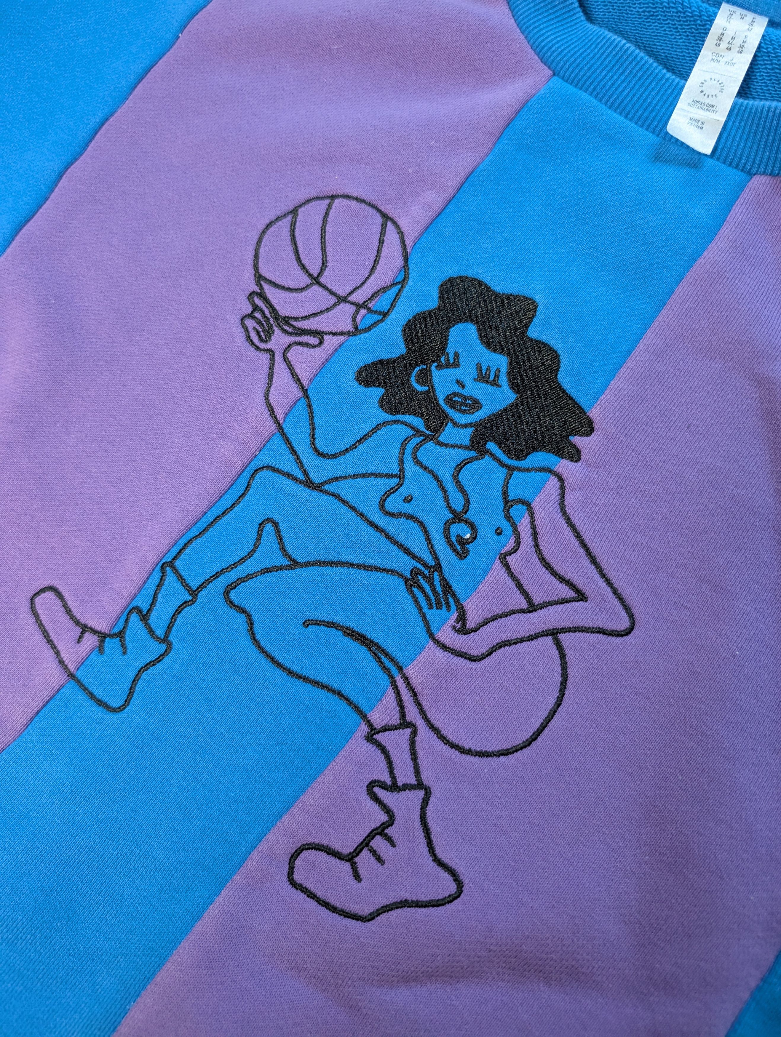 Adidas × NBA Blue and purple adidas hoop york city NBA crew Size M / US 6-8 / IT 42-44 - 2 Thumbnail