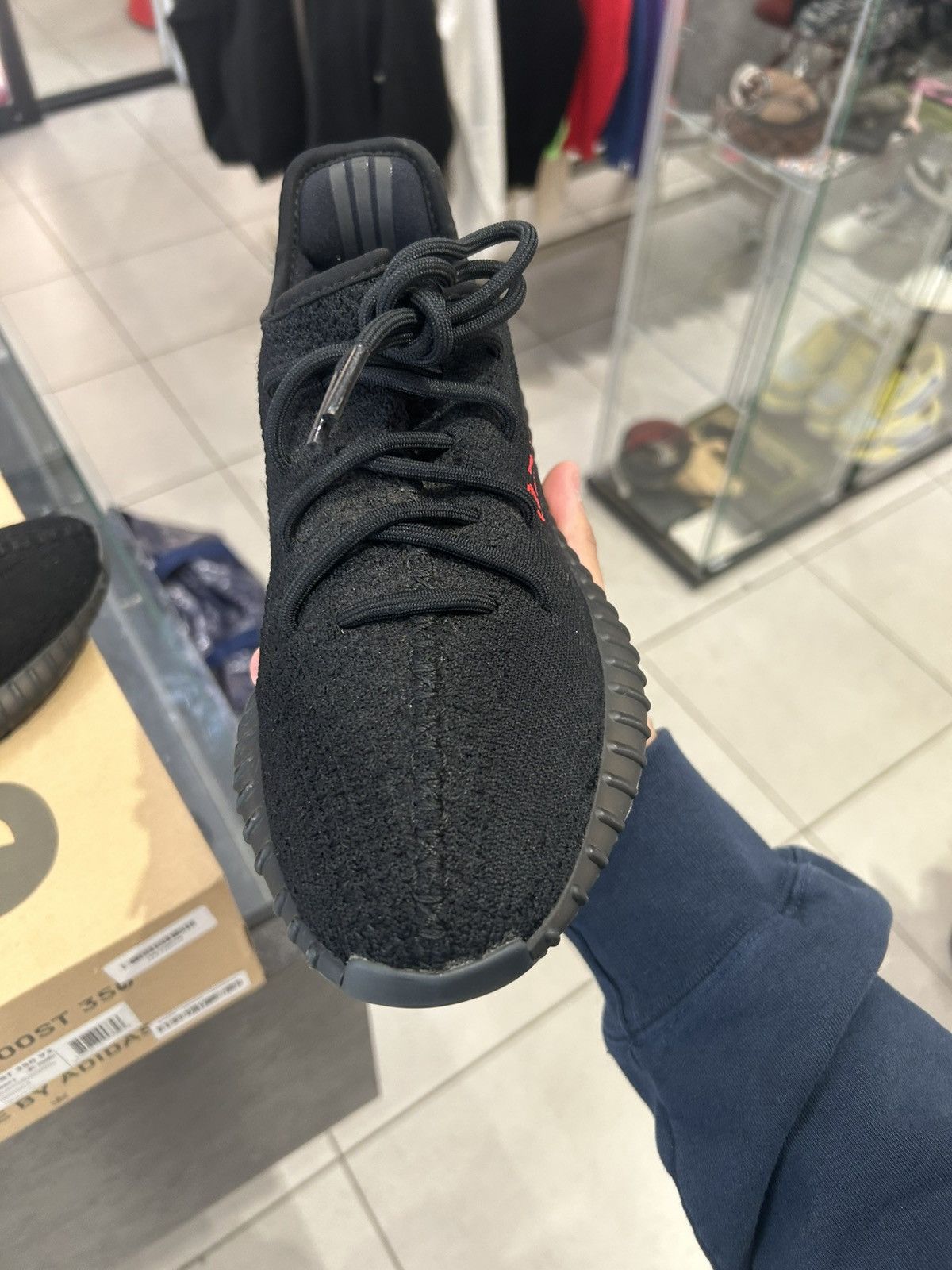 Yeezy Adidas Yeezy 350 bred Size US 8 / EU 41 - 3 Thumbnail