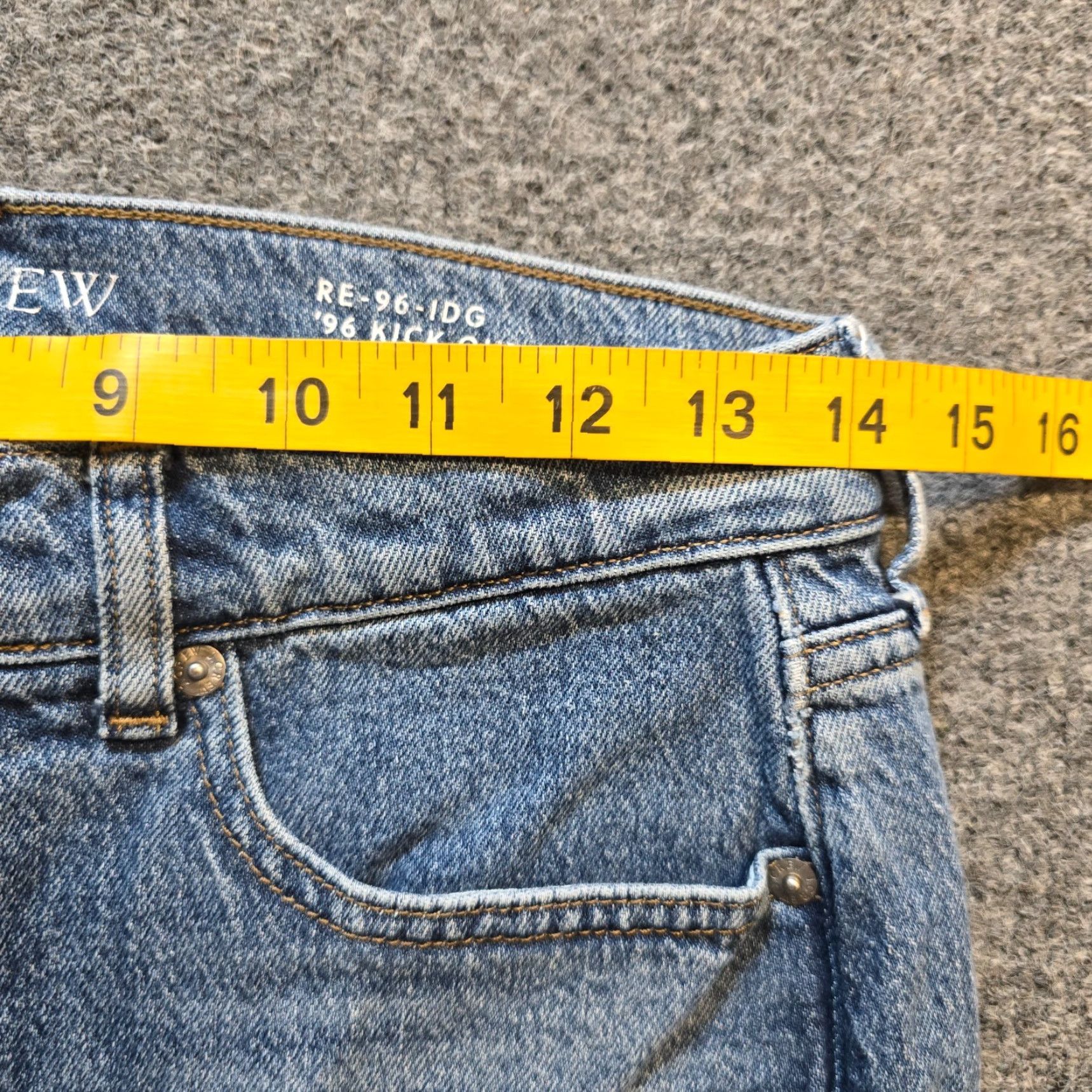 J.Crew VINTAGE? No - J.CREW Jeans Womens 27 Baggy Light Wash Raw Hem Cropped Casual Capsule 5-Pocket Denim Regular Modern 26 Inseam Blue Womens Size 27" / US 4 / IT 40 - 6 Thumbnail