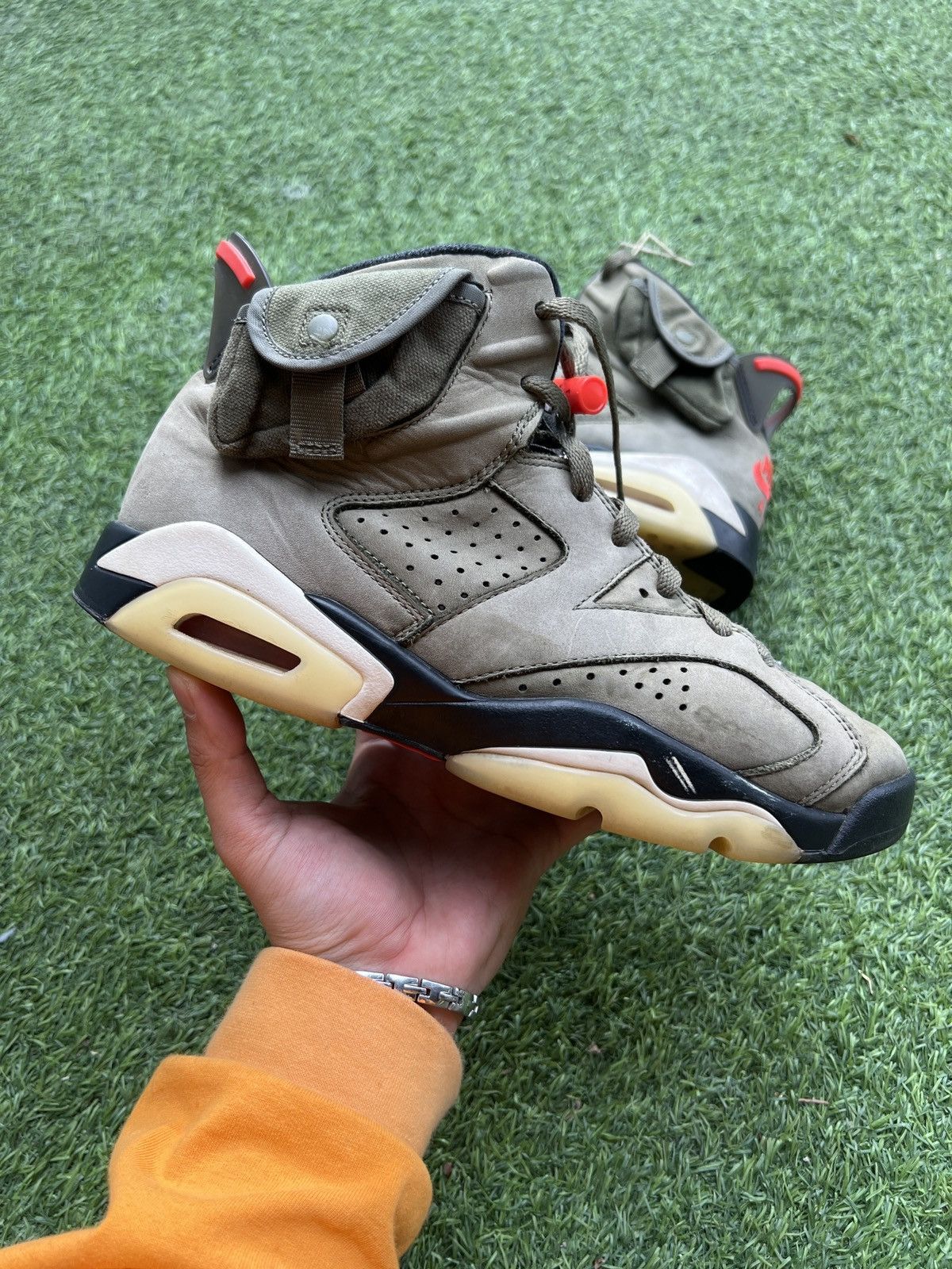 Jordan Brand × Travis Scott Nike Travis Scott x Air Jordan 6 Retro 'Olive' CN1084-200 Size US 8.5 / EU 41-42 - 1 Thumbnail