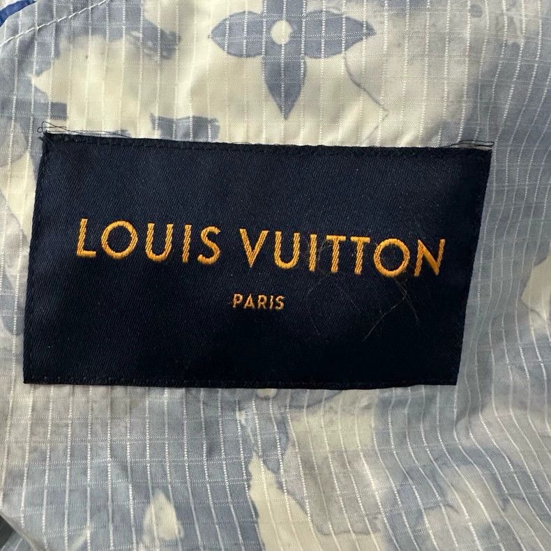 Louis Vuitton Louis Vuitton Blue and white ink full logo slanting zipper Size US M / EU 48-50 / 2 - 4 Thumbnail