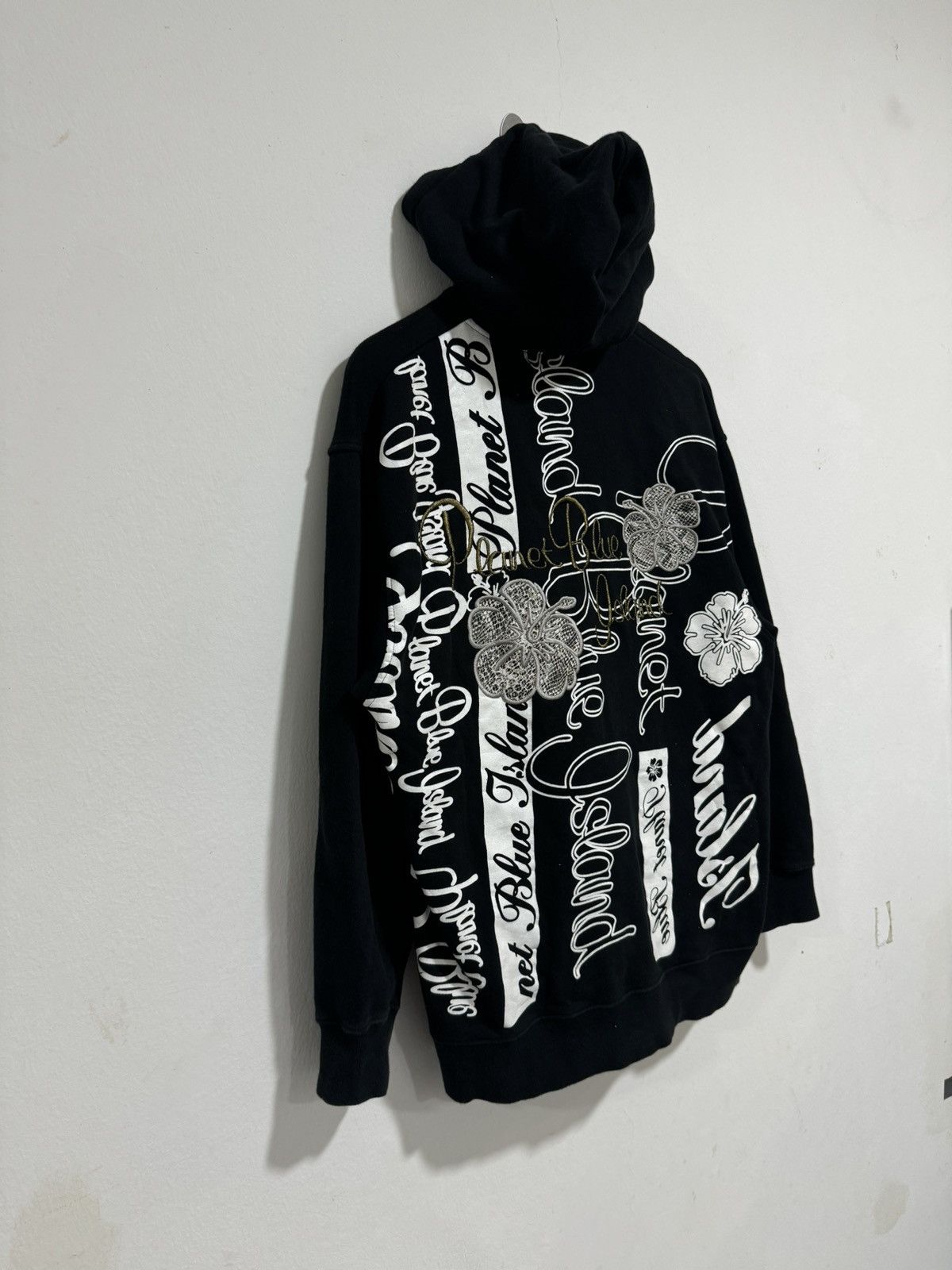 Japanese Brand × Vintage Vintage Planet Blue Island Hoodie Size US L / EU 52-54 / 3 - 2 Thumbnail