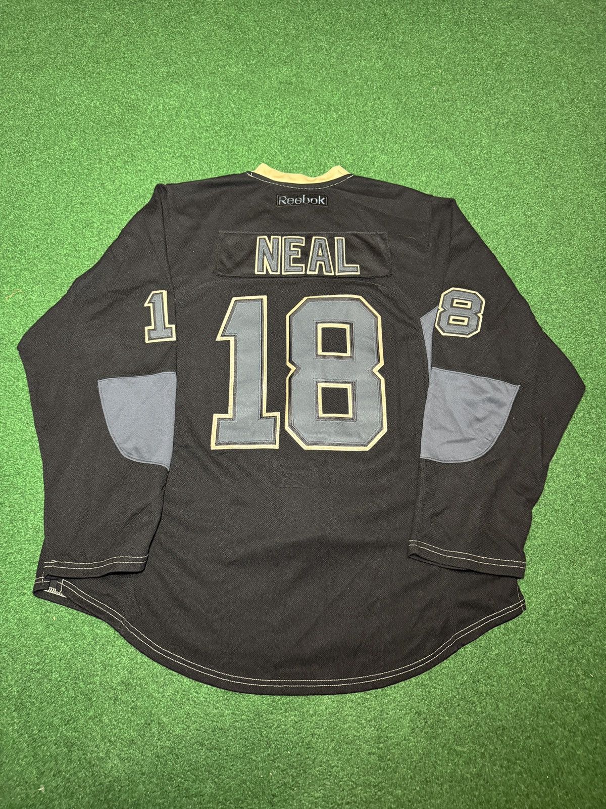 Reebok Pittsburgh Penguins Neal Reebok 56 XXL NHL Jersey Neal #18 Size US XXL / EU 58 / 5 - 5 Thumbnail