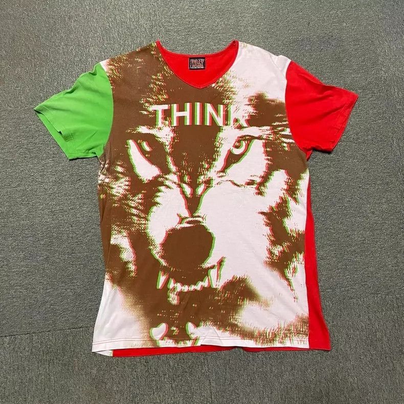 Walter Van Beirendonck walter van beirendonck Bold wolf-patterned V-neck T-shirt Size US L / EU 52-54 / 3 - 1 Thumbnail