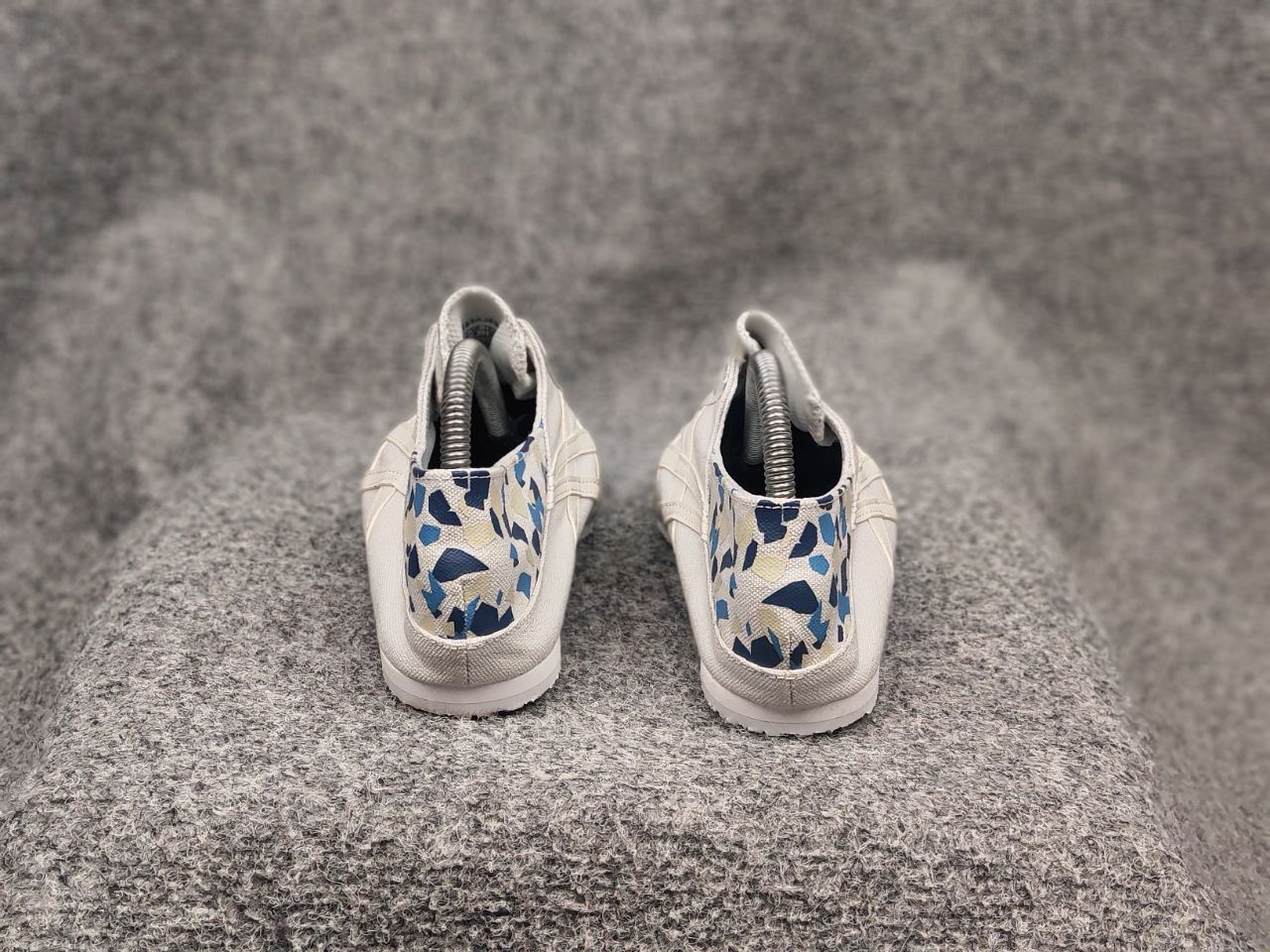 Asics Vtg Japan Asics onitsuka tiger Mules Sneakers Canvas Shoes Size US 5 / EU 37 - 12 Thumbnail
