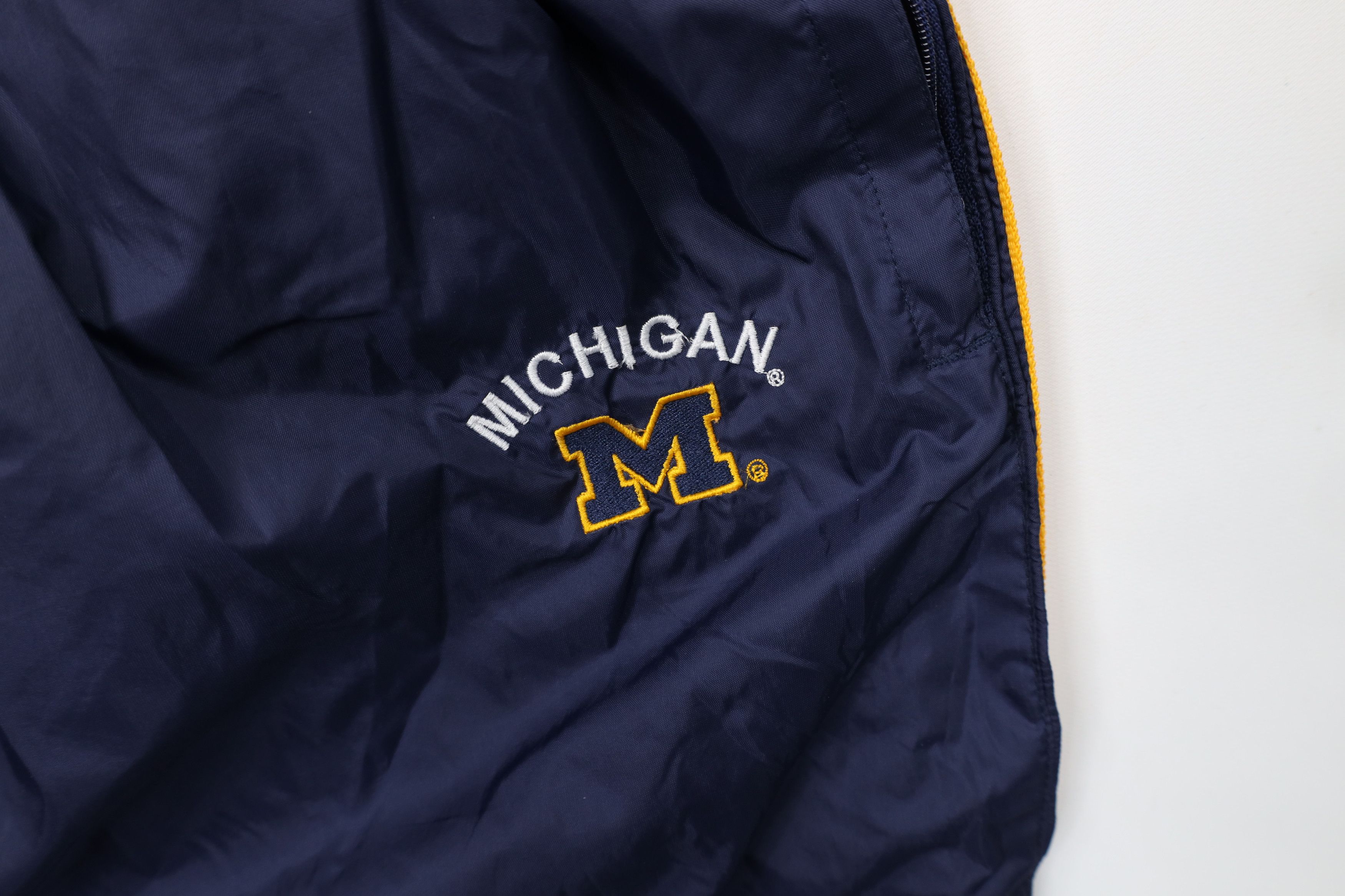 Vintage Vintage 90s University of Michigan Lined Windbreaker Pants Size US 38 / EU 54 - 6 Thumbnail
